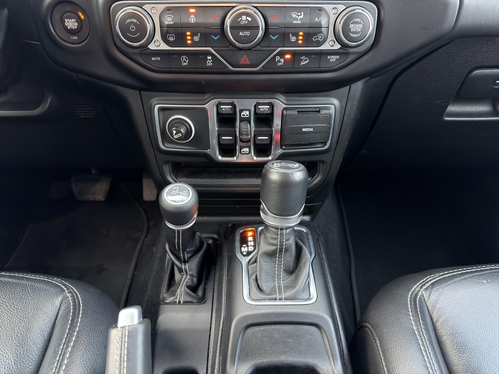 JEEP Wrangler 2.0 Unlimited Sahara Automatic-image-15