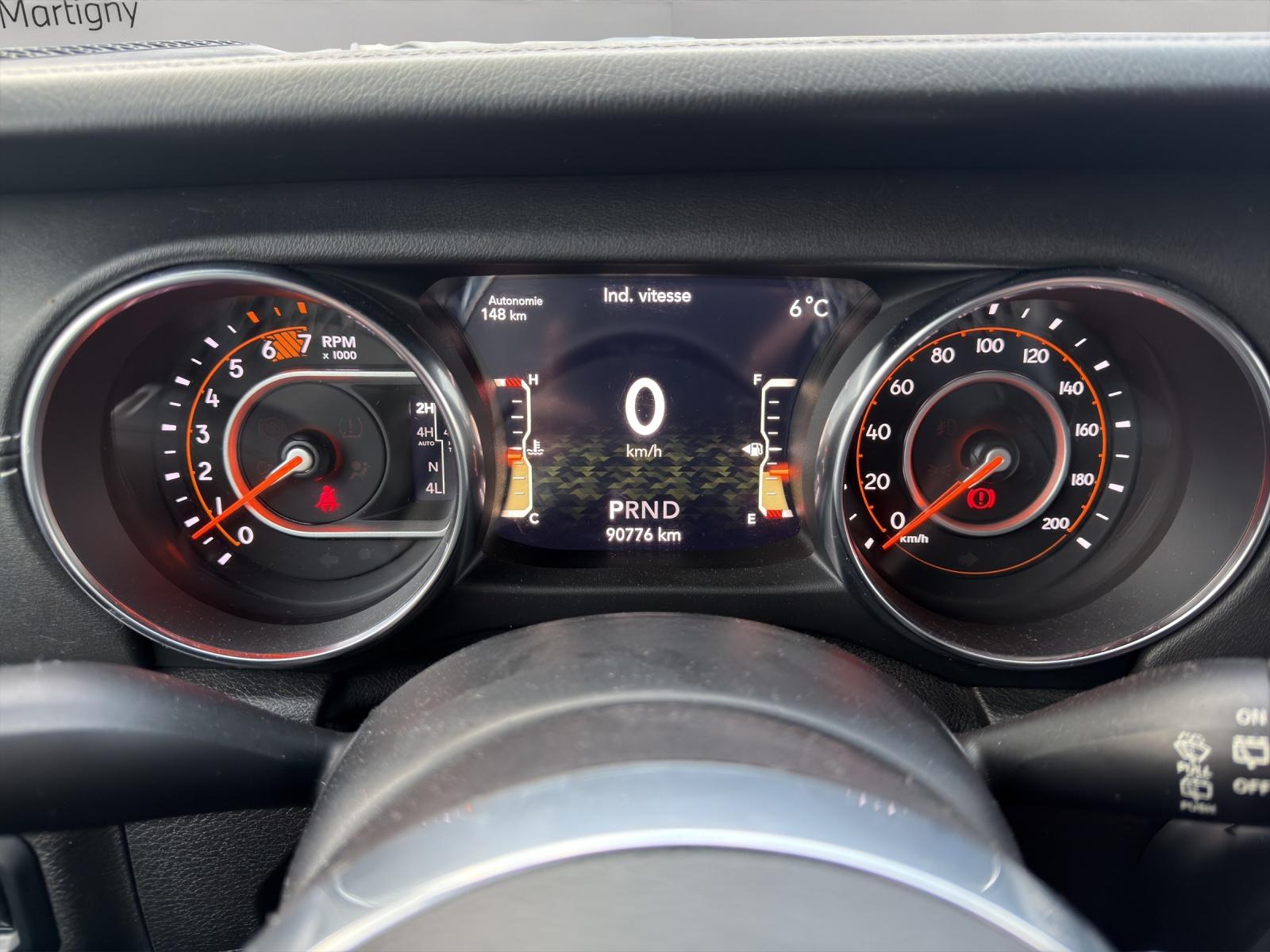 JEEP Wrangler 2.0 Unlimited Sahara Automatic-image-14