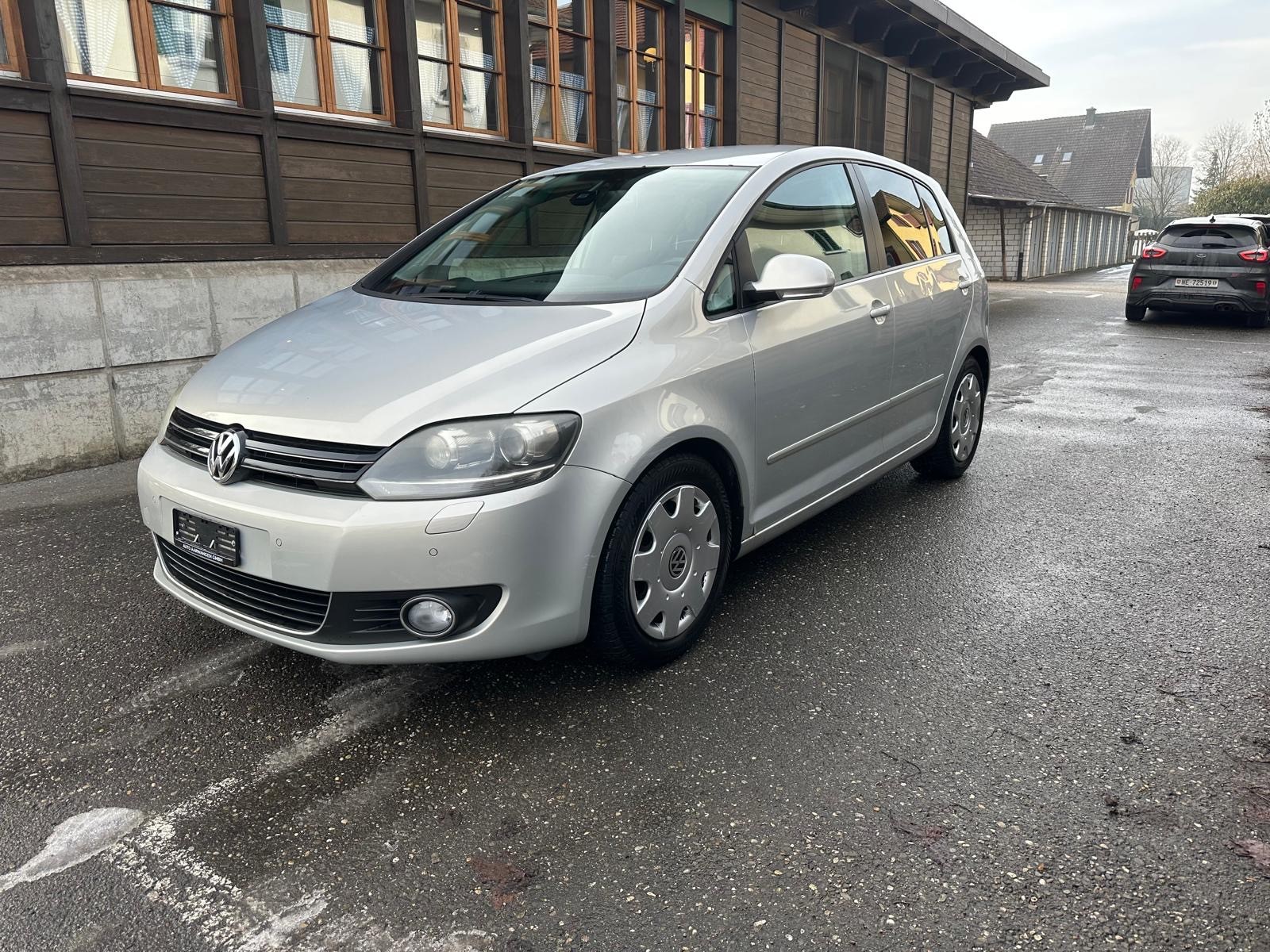 VW Golf Plus 1.4 TSI Comfortline-showroom-element-1