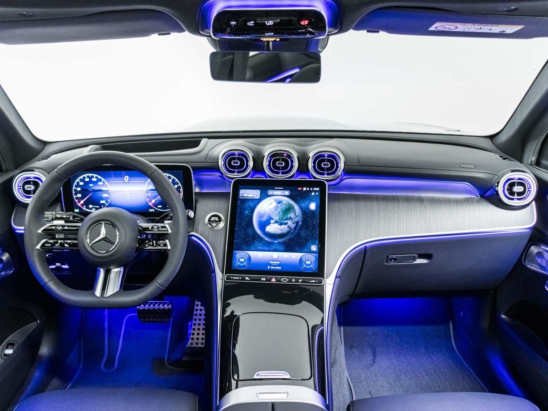 MERCEDES-BENZ GLC 300 4MATIC-image-10