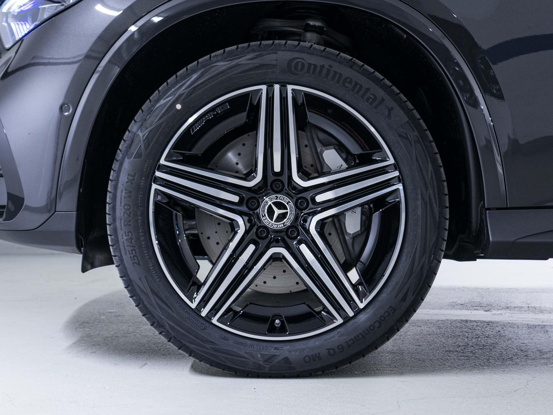 MERCEDES-BENZ GLC 300 4MATIC-image-14
