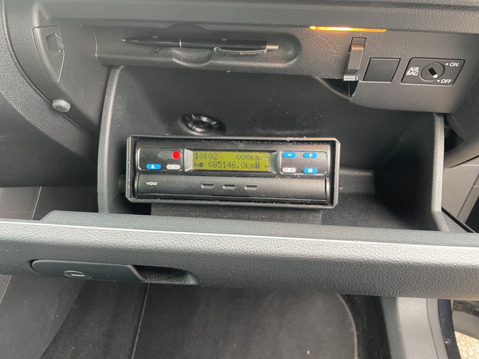 VW Tiguan 2.0 TDI BlueMotion Sport&Style 4Motion DSG-image-18