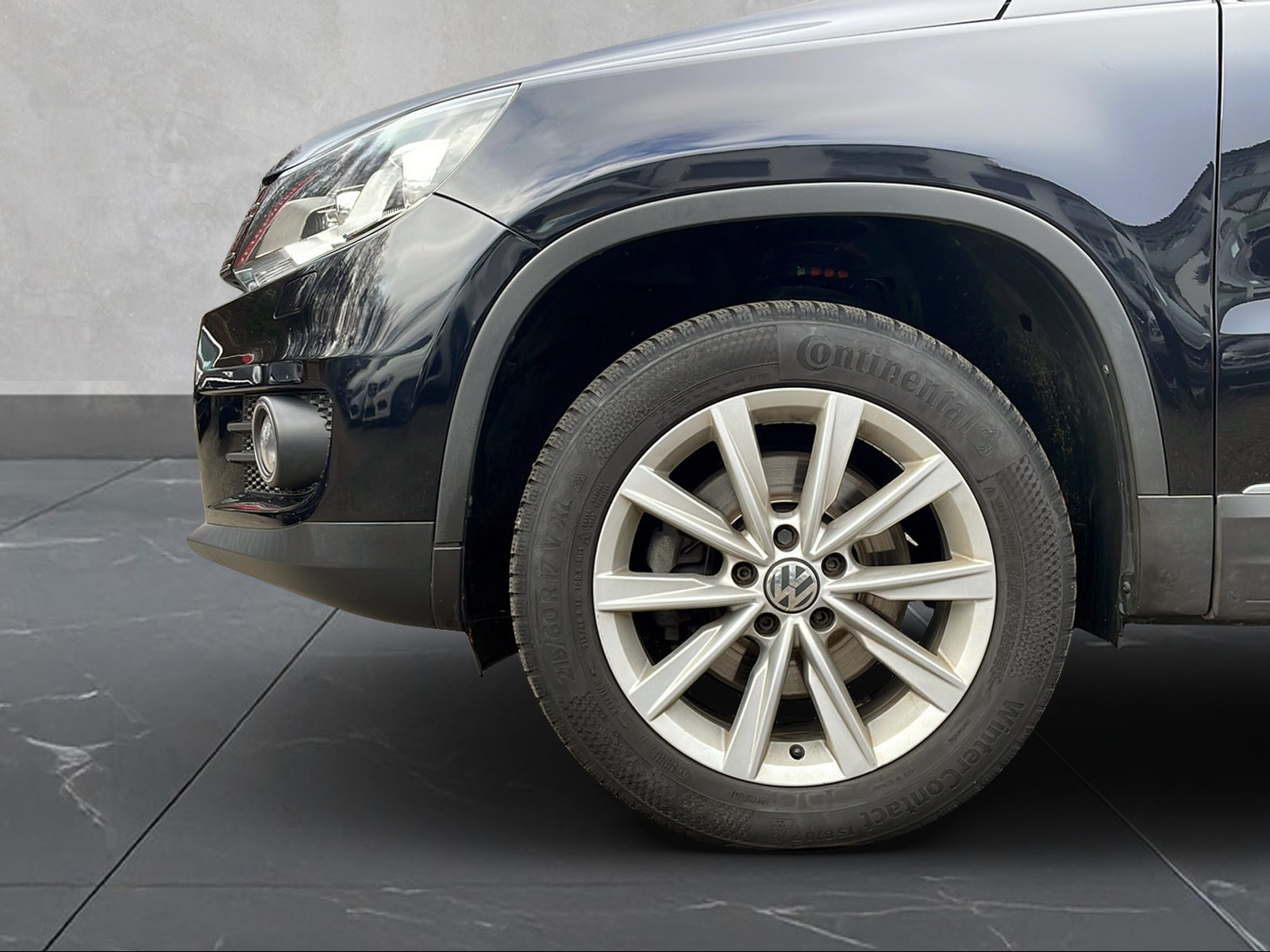 VW Tiguan 2.0 TDI BlueMotion Sport&Style 4Motion DSG-image-8