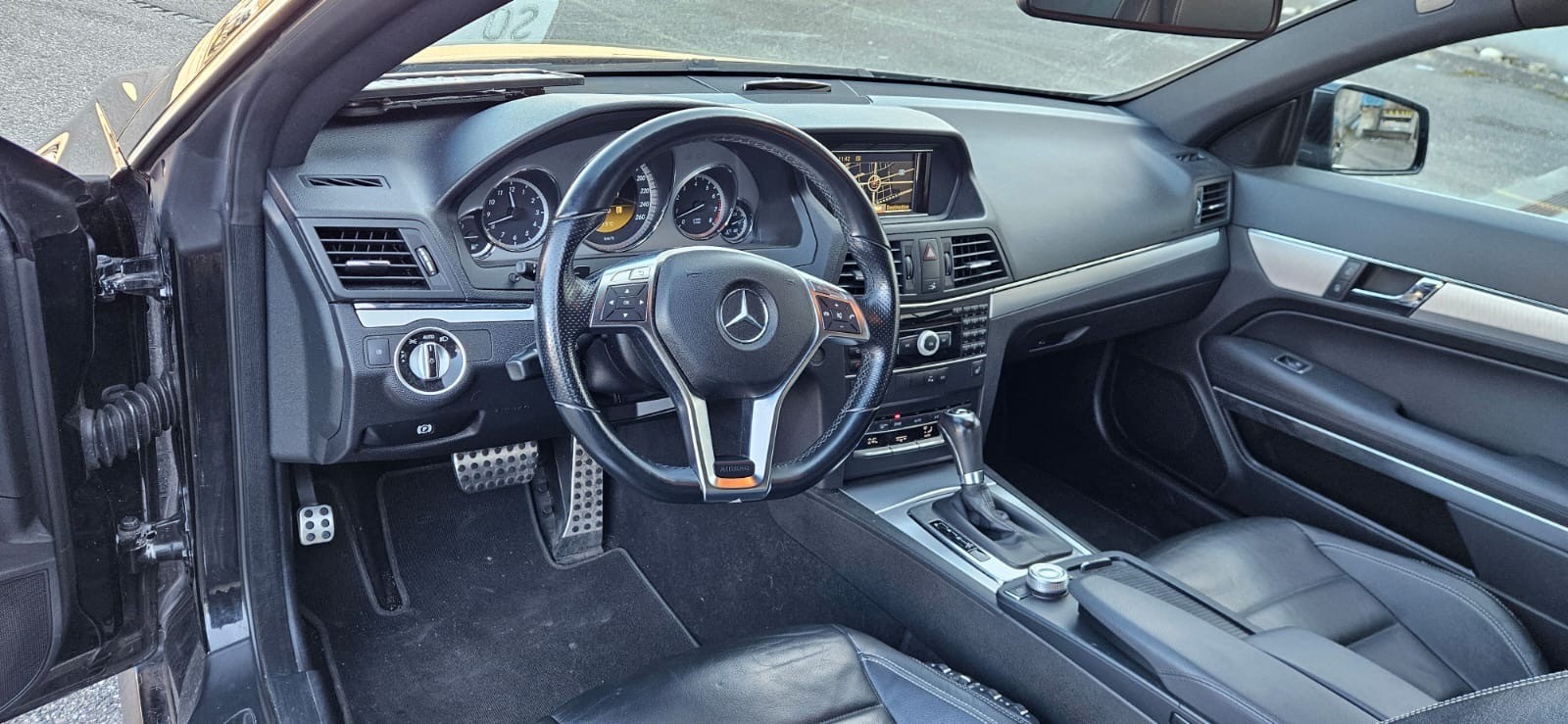 MERCEDES-BENZ E 350 CGI BlueEfficiency 7G-Tronic-image-6
