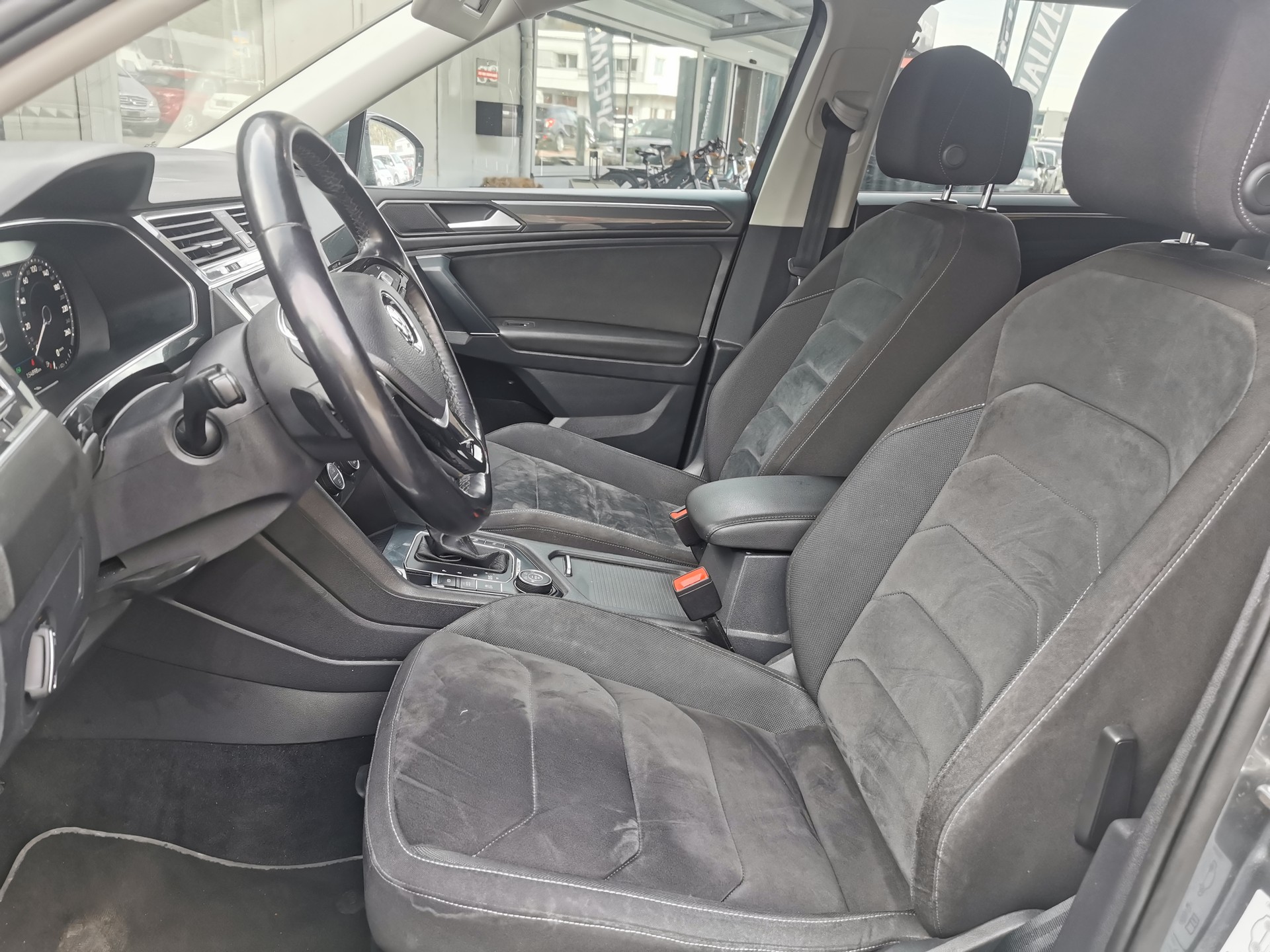 VW Tiguan Allspace 2.0TSI Comfortline 4Motion DSG-image-10