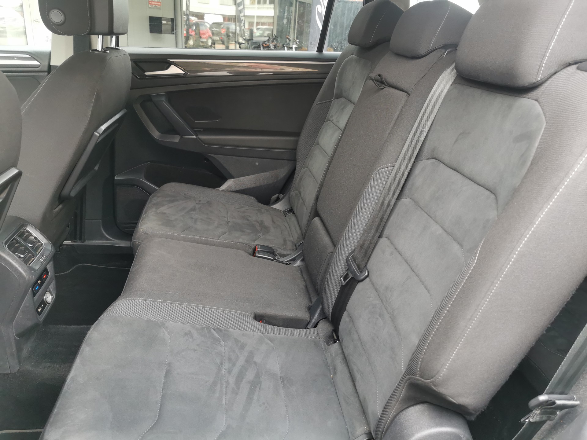 VW Tiguan Allspace 2.0TSI Comfortline 4Motion DSG-image-8