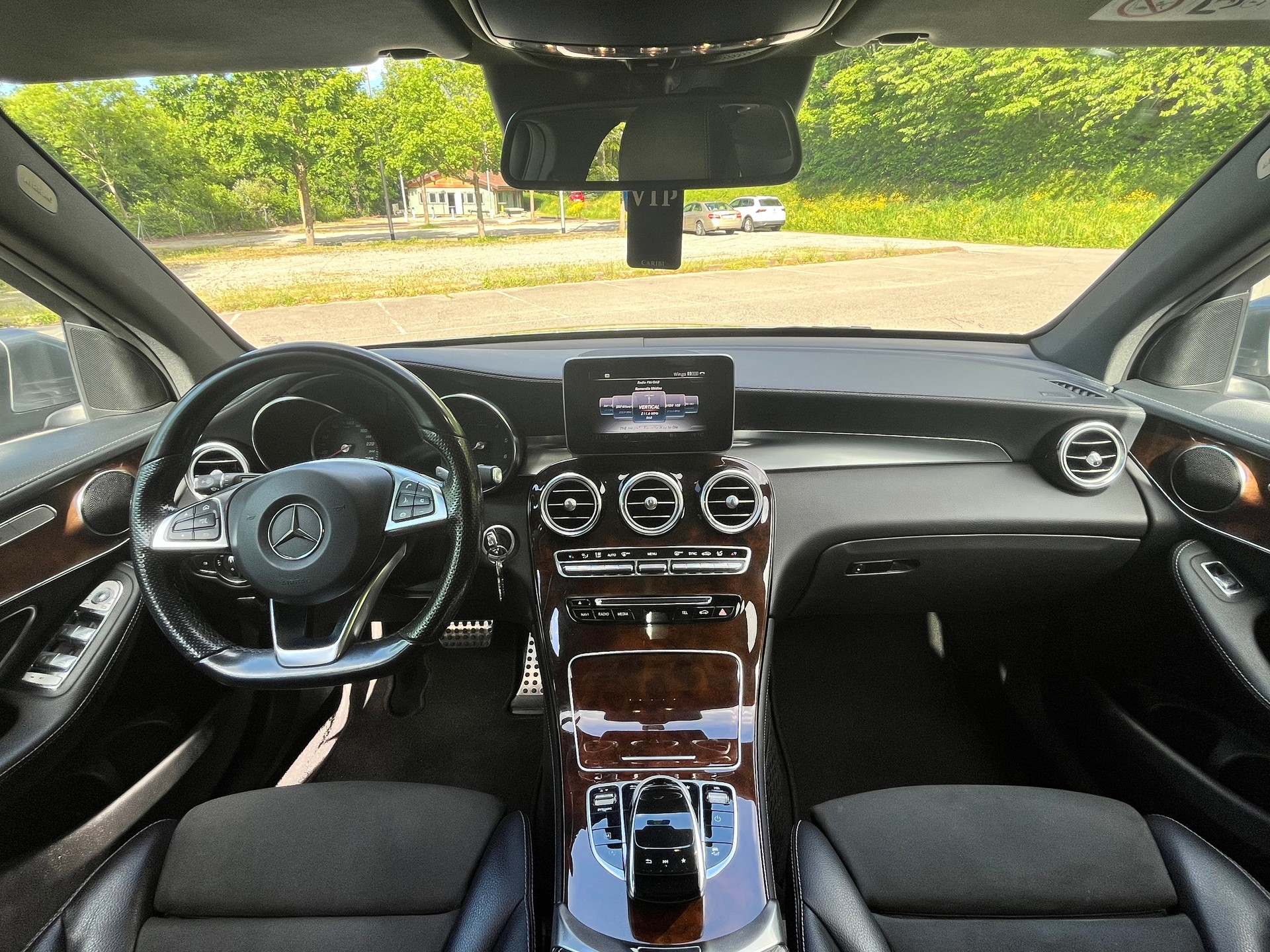 MERCEDES-BENZ GLC 250 d AMG Line 4Matic 9G-Tronic-image-6