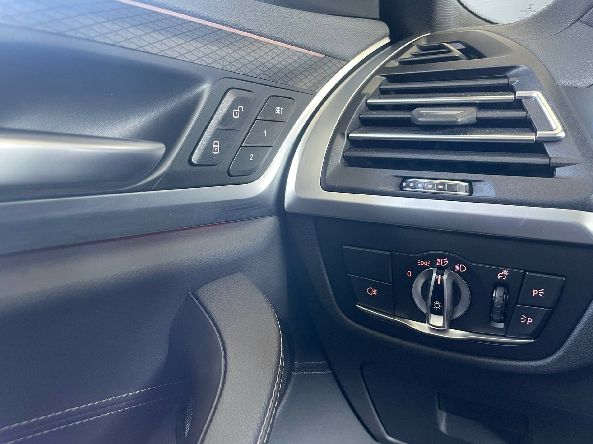 BMW X3 30i xDrive SAG-image-10