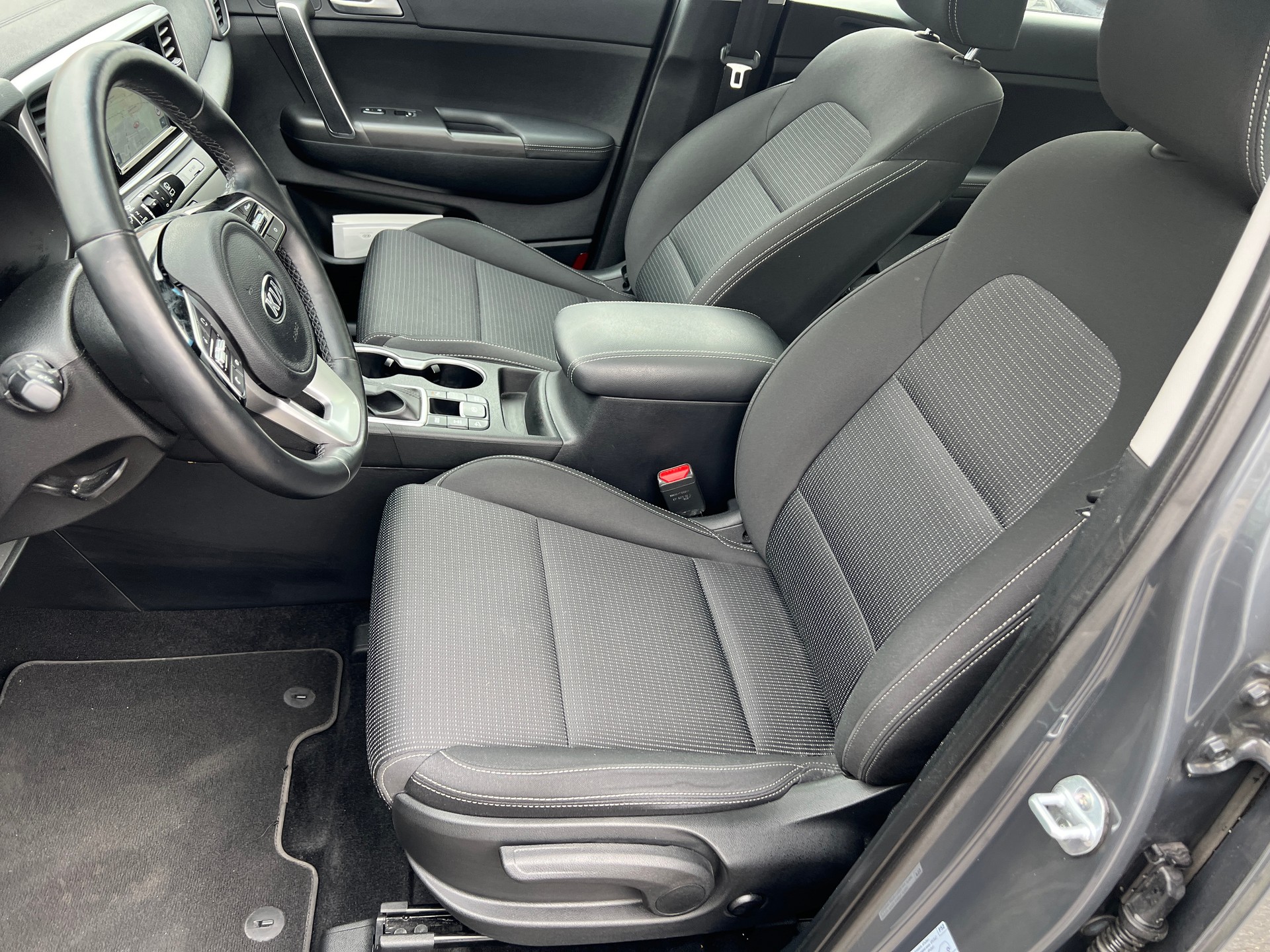 KIA Sportage 1.6CRDi Mild Hybrid Power 2020 4WD Automat-image-5