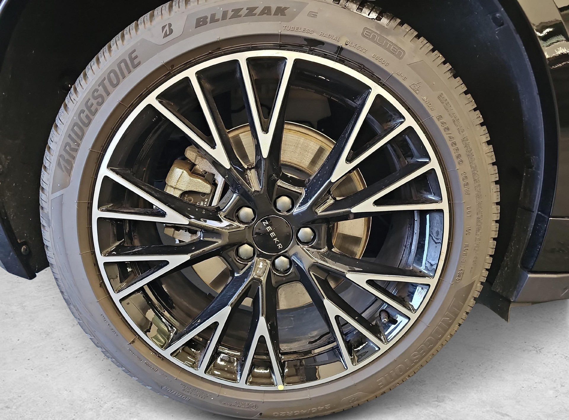 ZEEKR X Privilege AWD-image-16