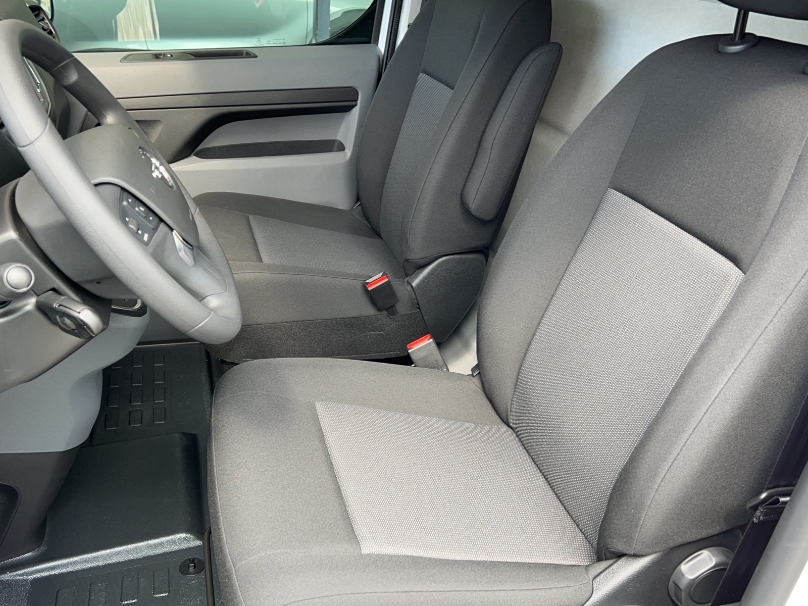 OPEL Vivaro-e Cargo 3.1 t M 50kWh Enjoy-image-5