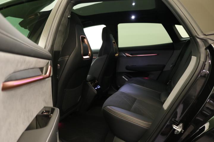 ZEEKR 001 Privilege AWD-image-8