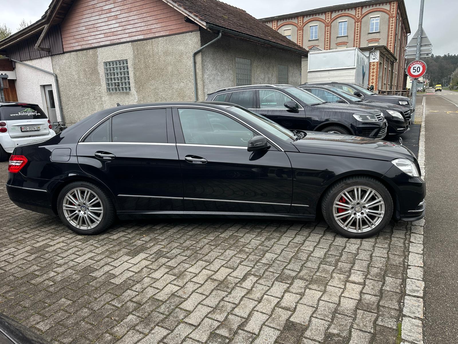 MERCEDES-BENZ E 350 CDI BlueEfficiency 4Matic 7G-Tronic-image-3