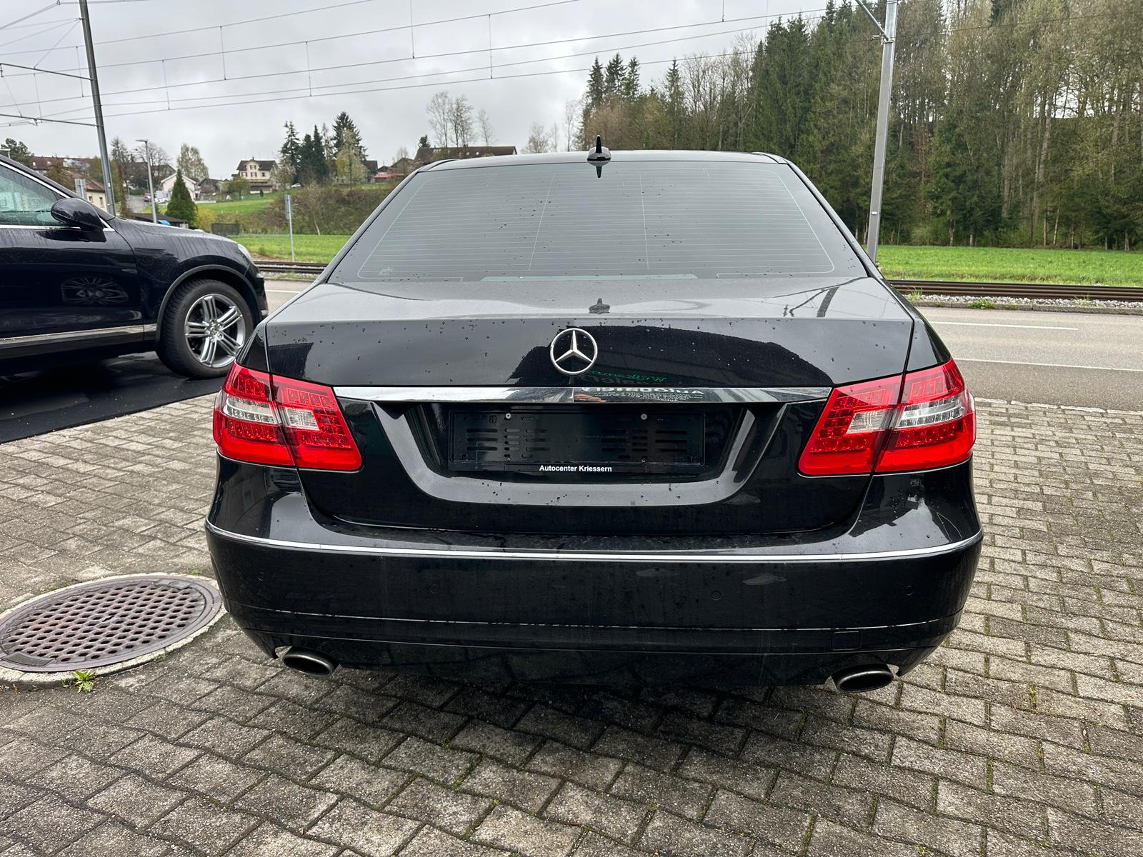 MERCEDES-BENZ E 350 CDI BlueEfficiency 4Matic 7G-Tronic-image-5