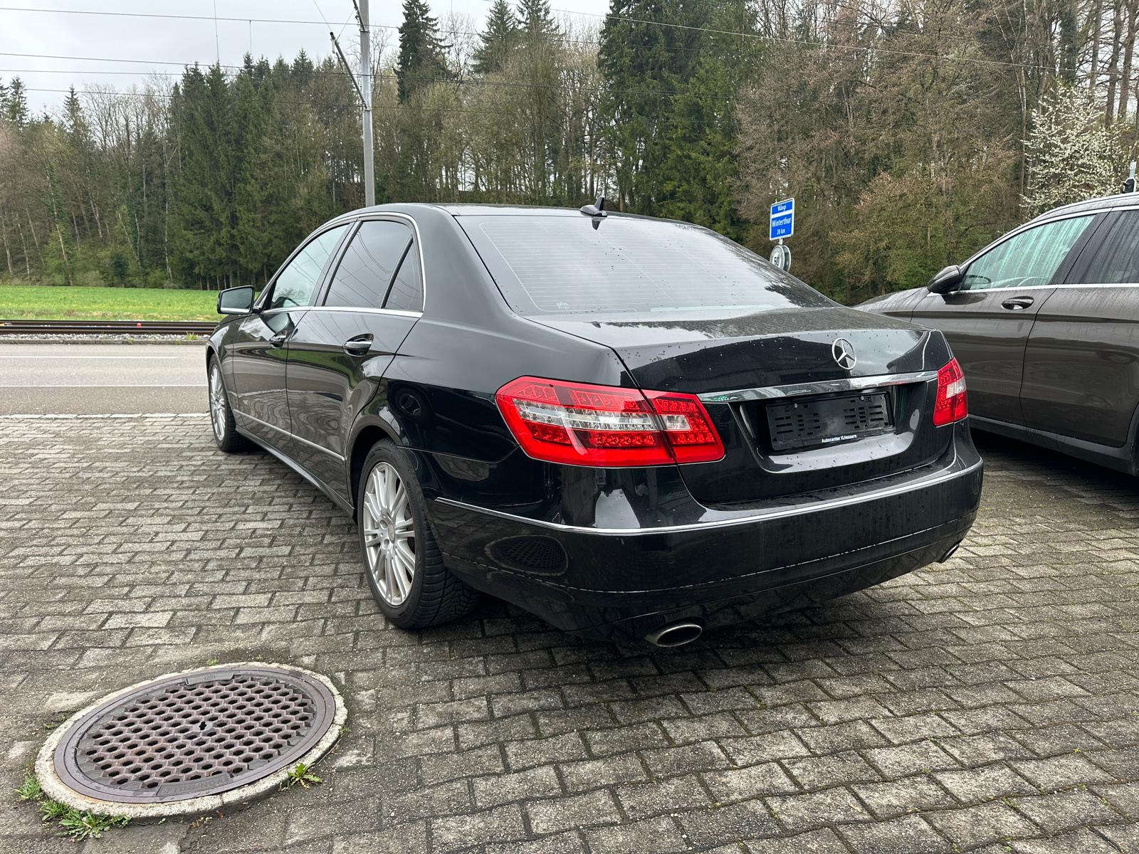 MERCEDES-BENZ E 350 CDI BlueEfficiency 4Matic 7G-Tronic-image-7