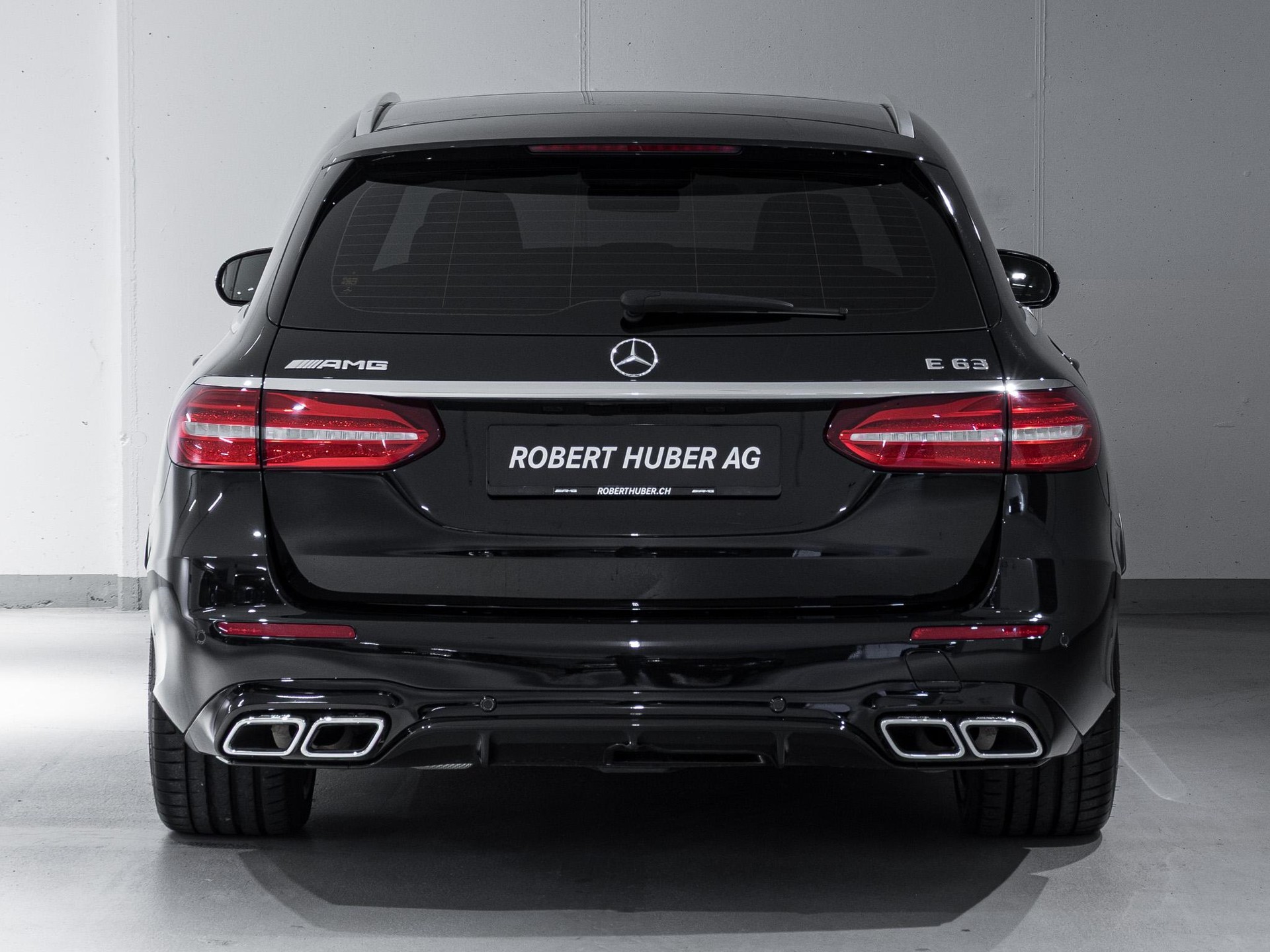 MERCEDES-BENZ E 63 AMG 4MATIC+ T-Modell-image-5