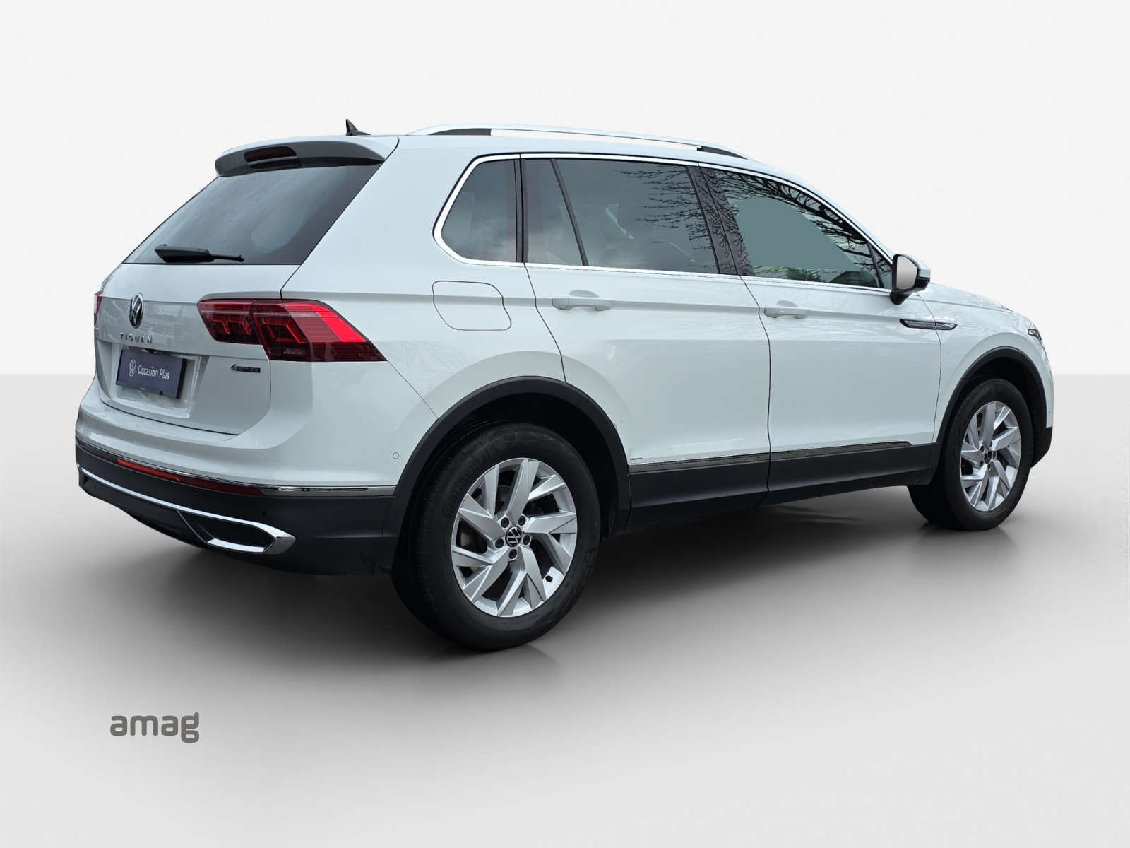 VW Tiguan 2.0 TDI SCR Elegance 4Motion DSG-image-4