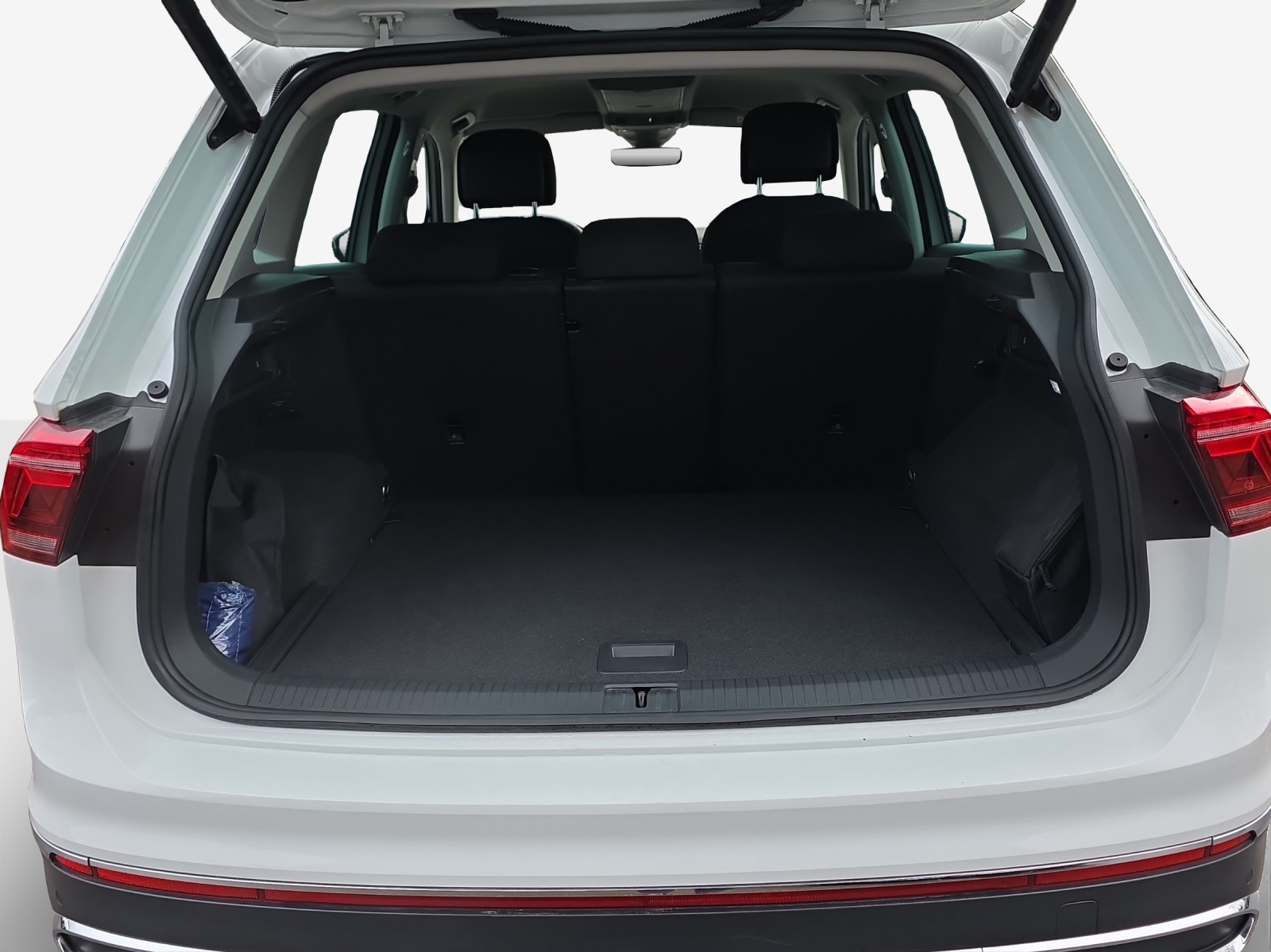 VW Tiguan 2.0 TDI SCR Elegance 4Motion DSG-image-12