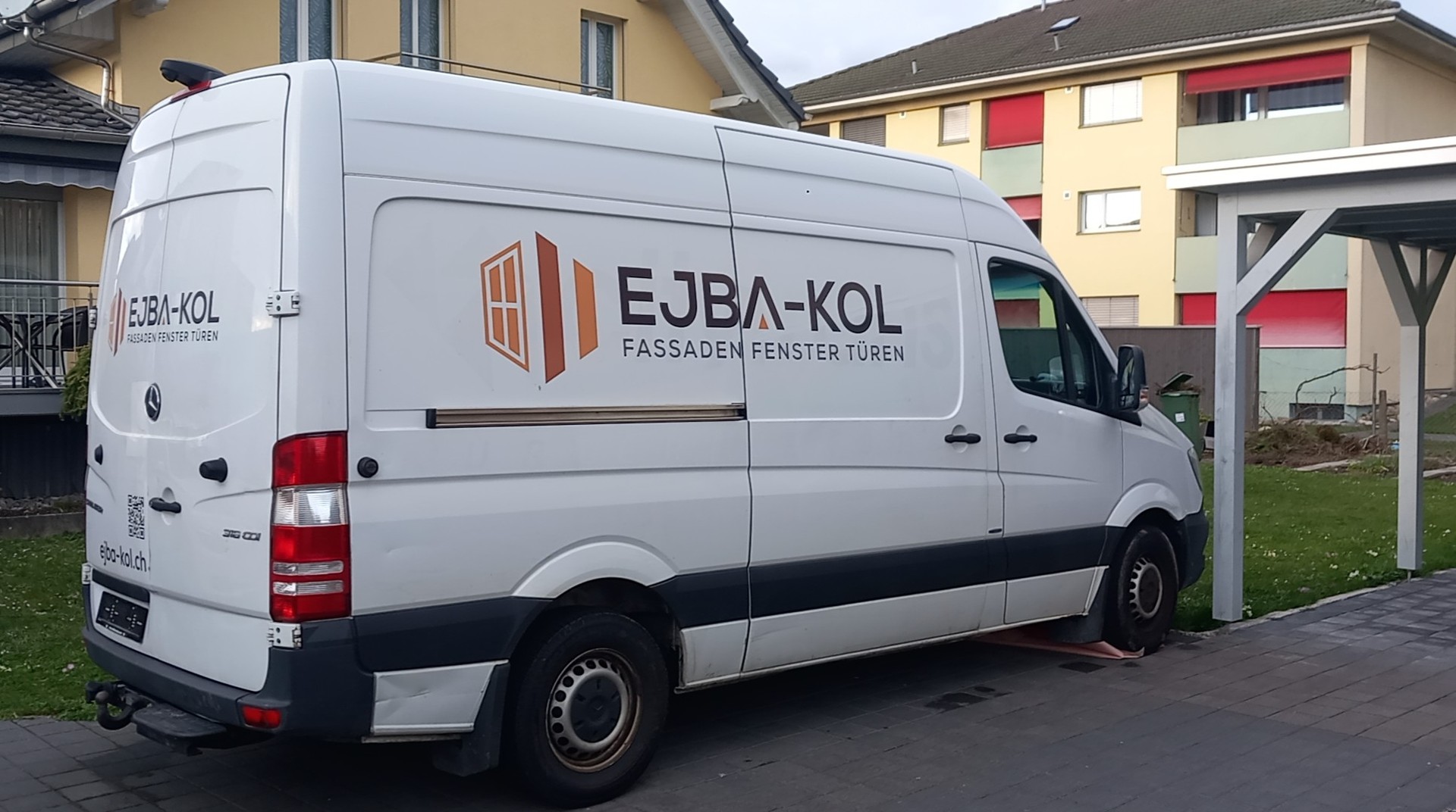 MERCEDES-BENZ Sprinter 316 CDI Standard 7G-Tronic-image-2