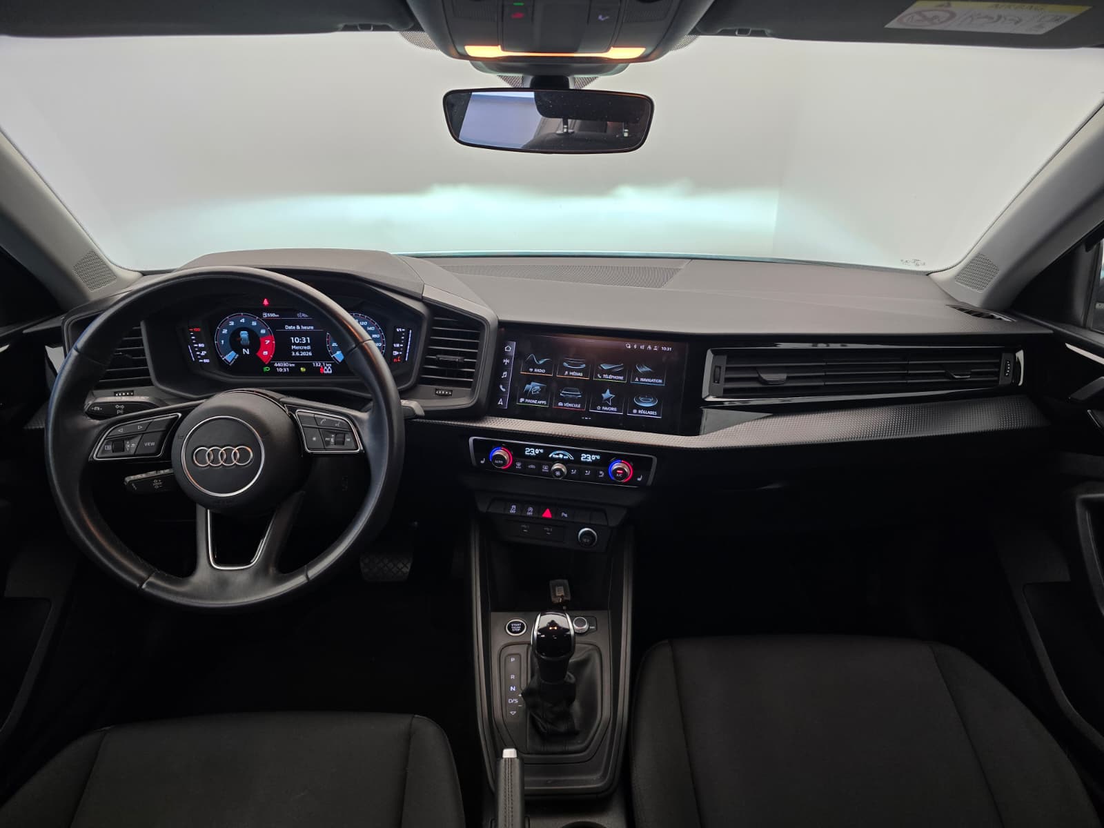AUDI A1 Sportback 30 TFSI Attraction S-tronic-image-9