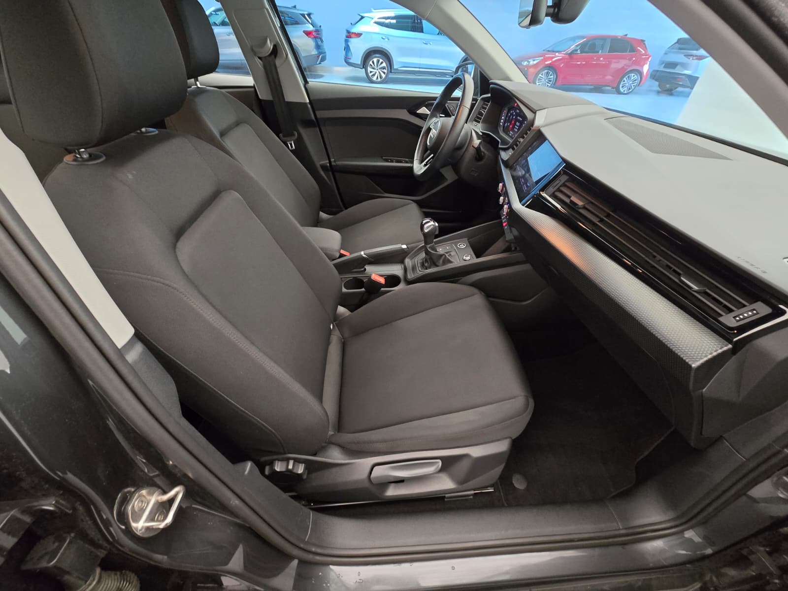 AUDI A1 Sportback 30 TFSI Attraction S-tronic-image-11