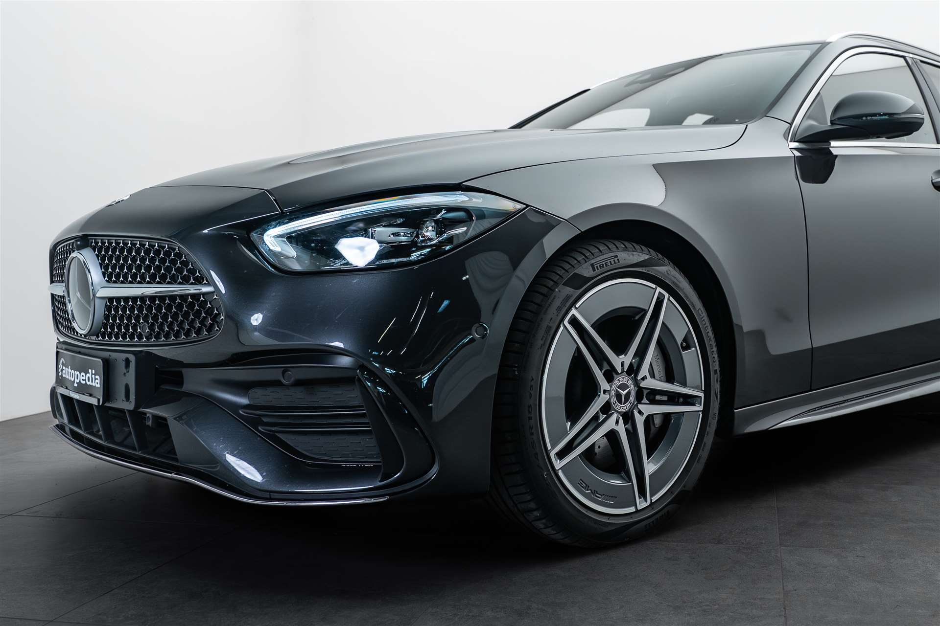 MERCEDES-BENZ MERCEDES-BENZ C 300 T AMG-Line-showroom-element-1