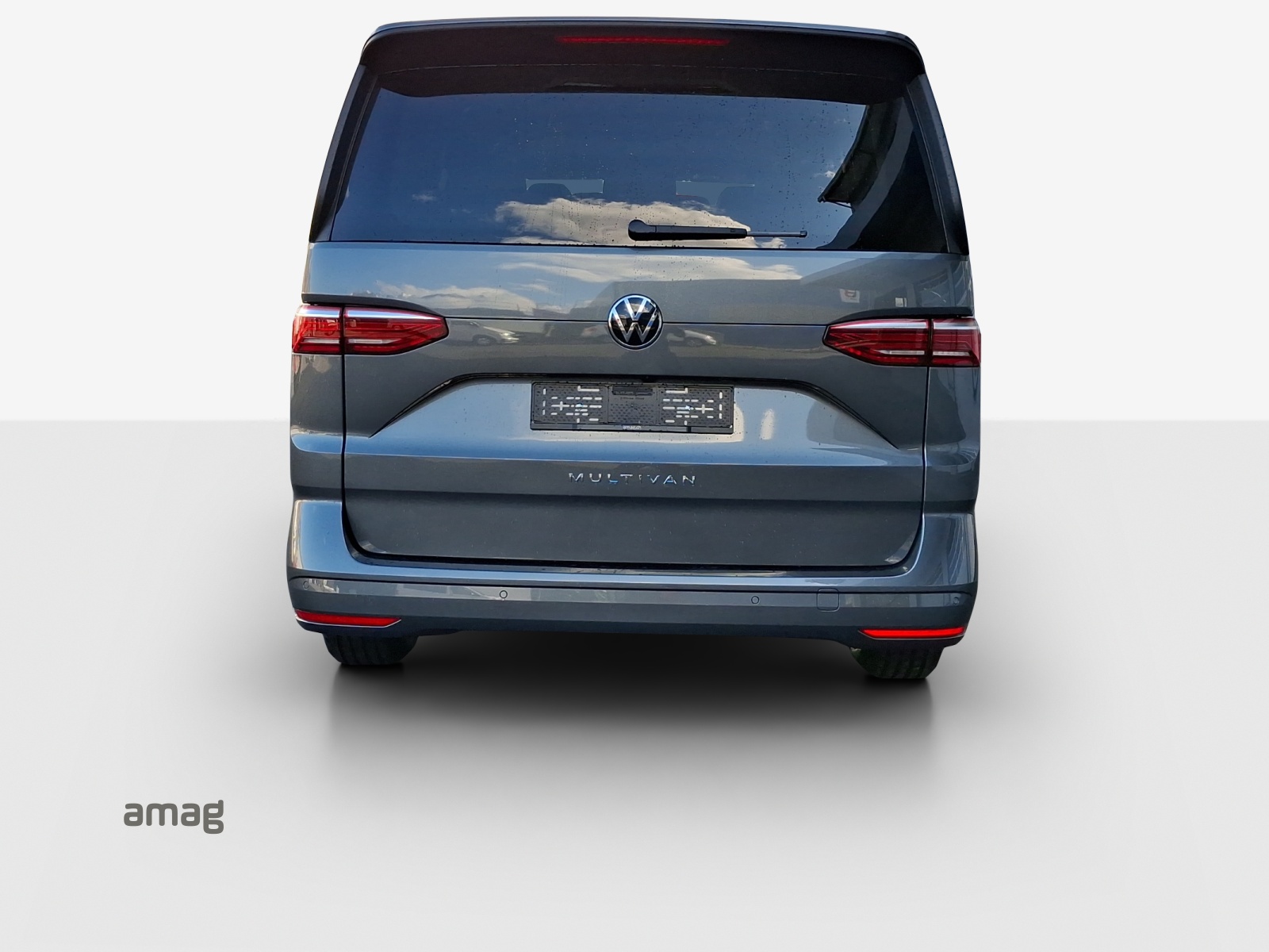 VW Multivan 2.0 TDI Liberty DSG Lang-image-3