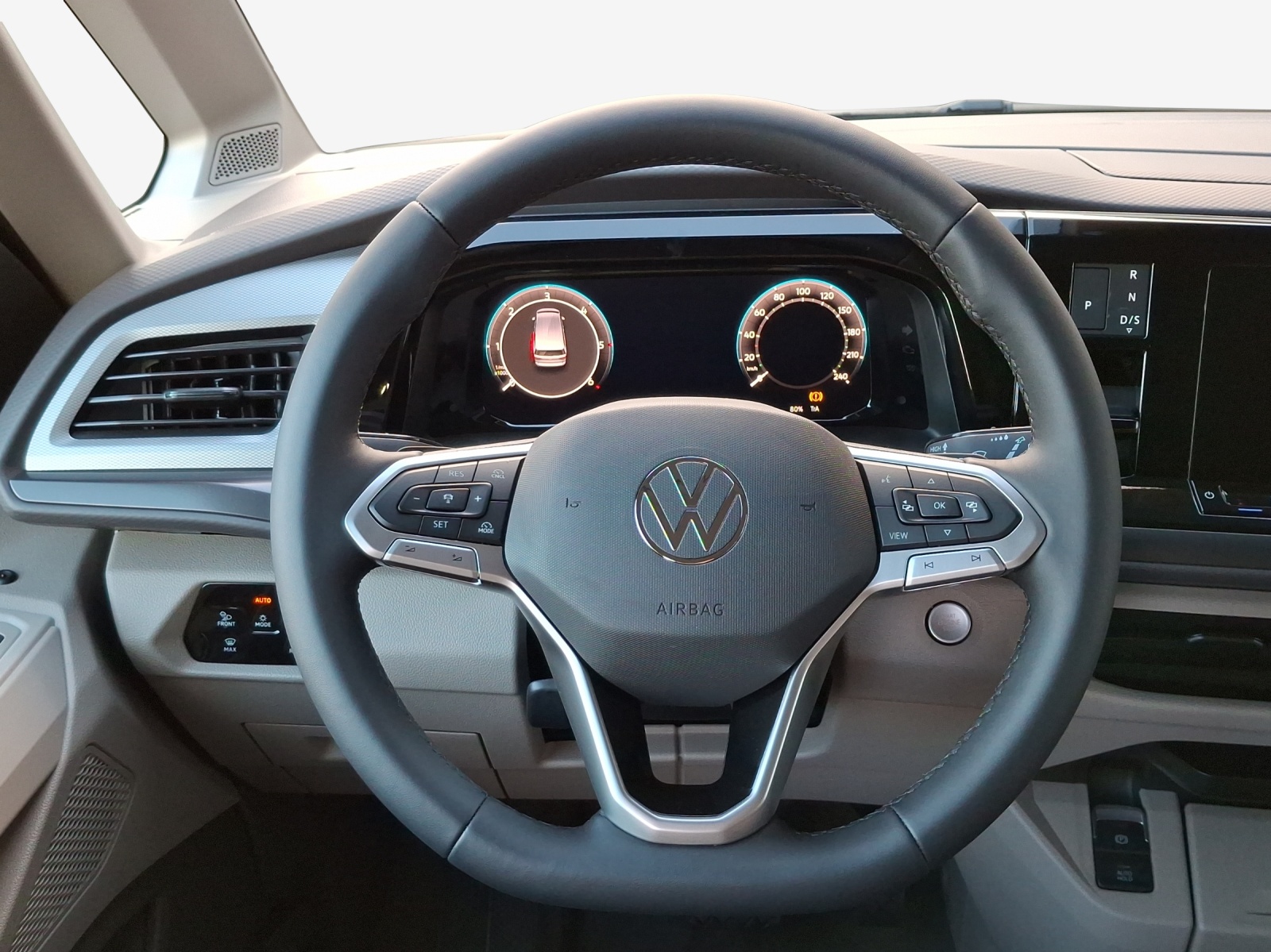VW Multivan 2.0 TDI Liberty DSG Lang-image-9
