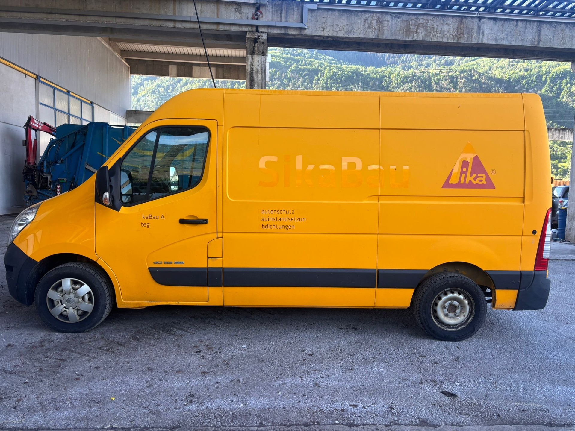 RENAULT Master T35 ENERGY 2.3dCi 145 L2H2-image-4