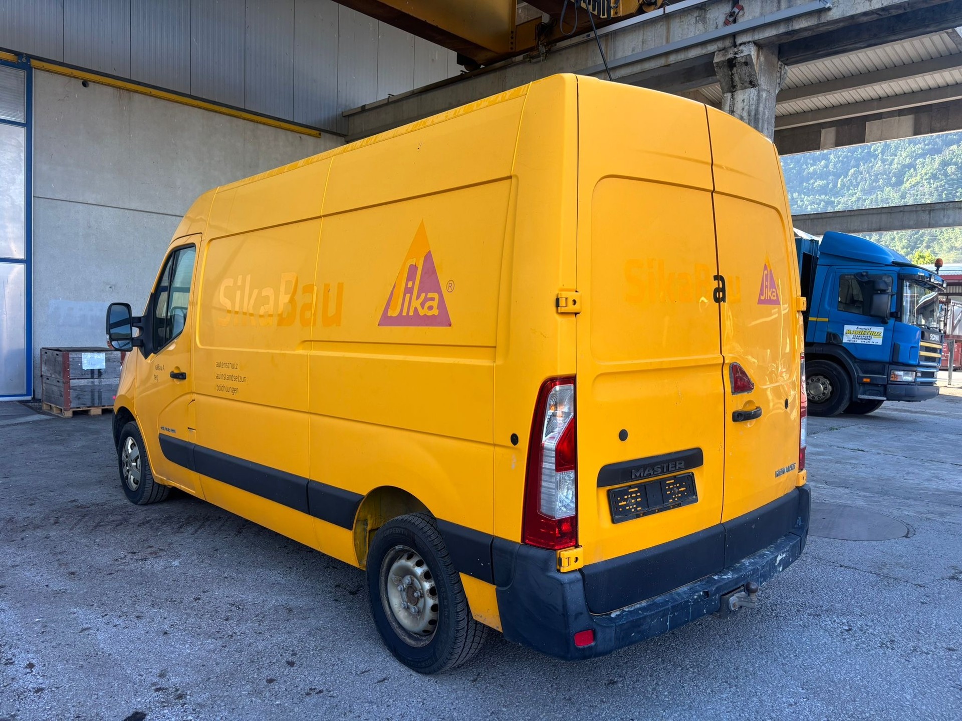 RENAULT Master T35 ENERGY 2.3dCi 145 L2H2-image-3