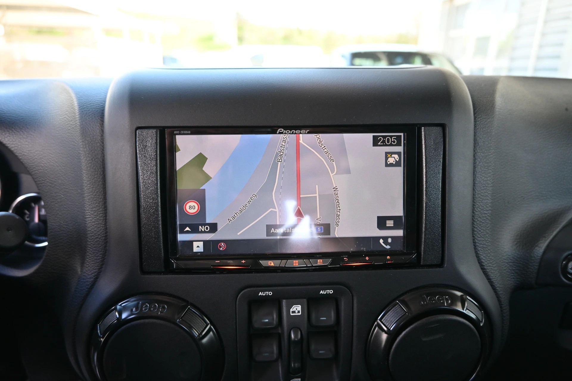 JEEP Wrangler 2.8CRD Unlimited Rubicon Recon Automat 4X4 200PS + AHK 2200kg + Frisch ab MFK 06.2026-image-25