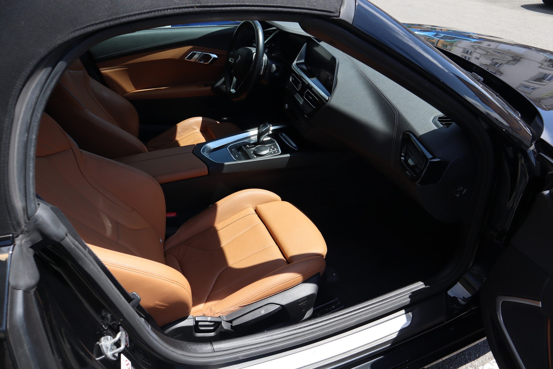 BMW Z4 sDrive 20i Sport Line Steptronic Euro 6-image-9