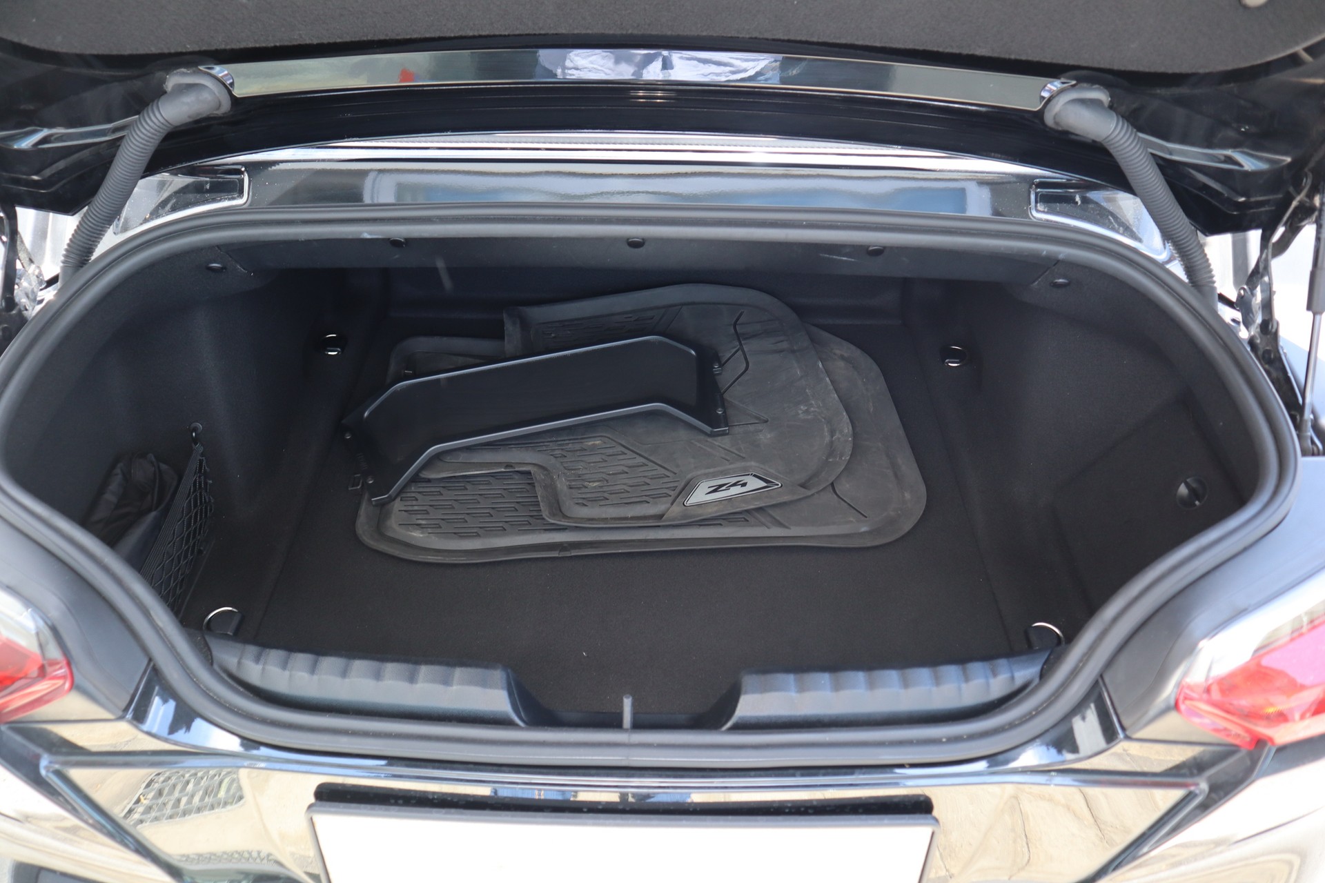 BMW Z4 sDrive 20i Sport Line Steptronic Euro 6-image-15