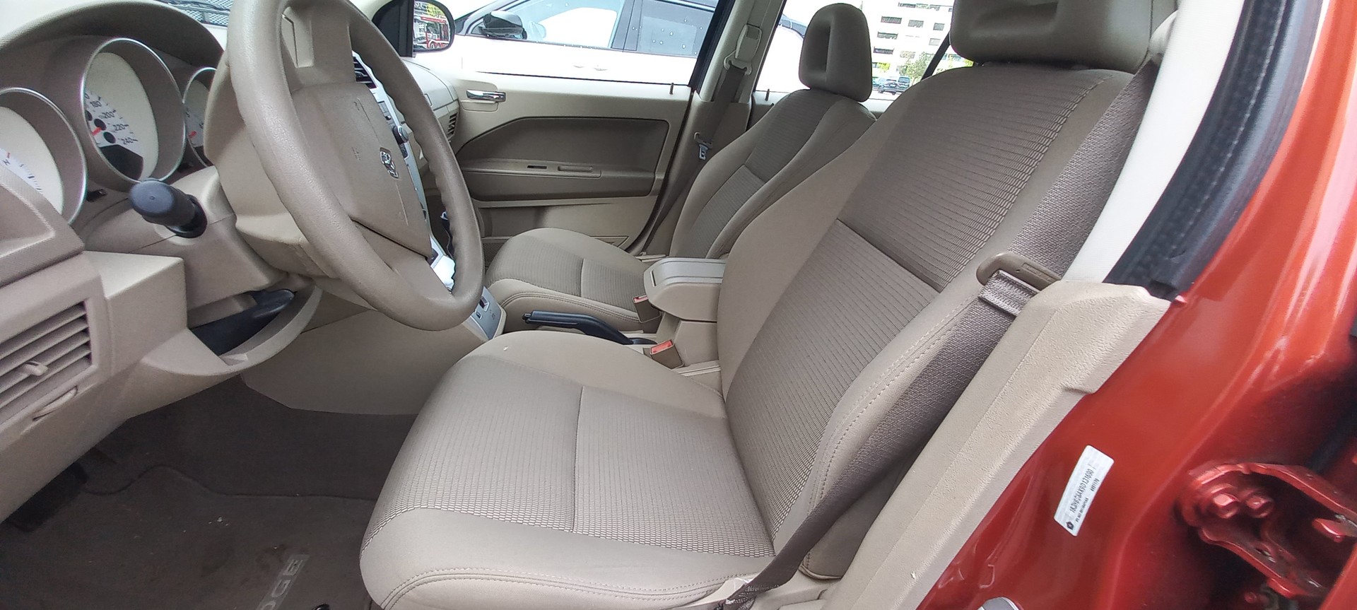 DODGE Caliber 2.0 SXT CVT-image-12