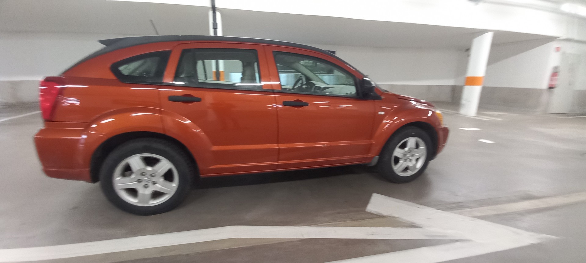 DODGE Caliber 2.0 SXT CVT-image-6