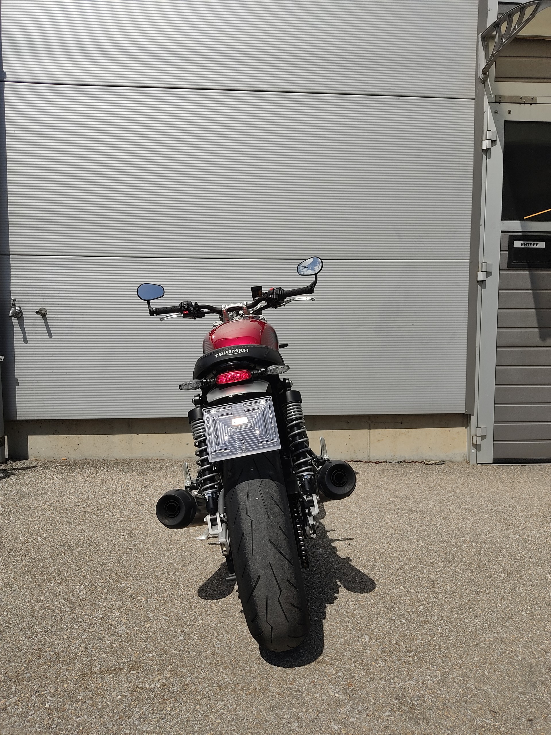 TRIUMPH Speed Twin 1200-image-5
