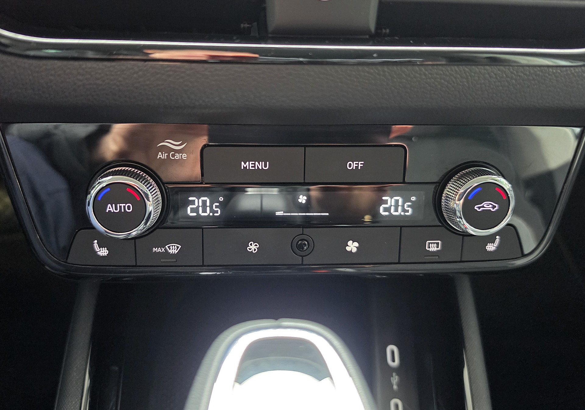 SKODA Kamiq 1.5 TSI Dynamic DSG -3 JAHRE WERKSGARANTIE--image-11
