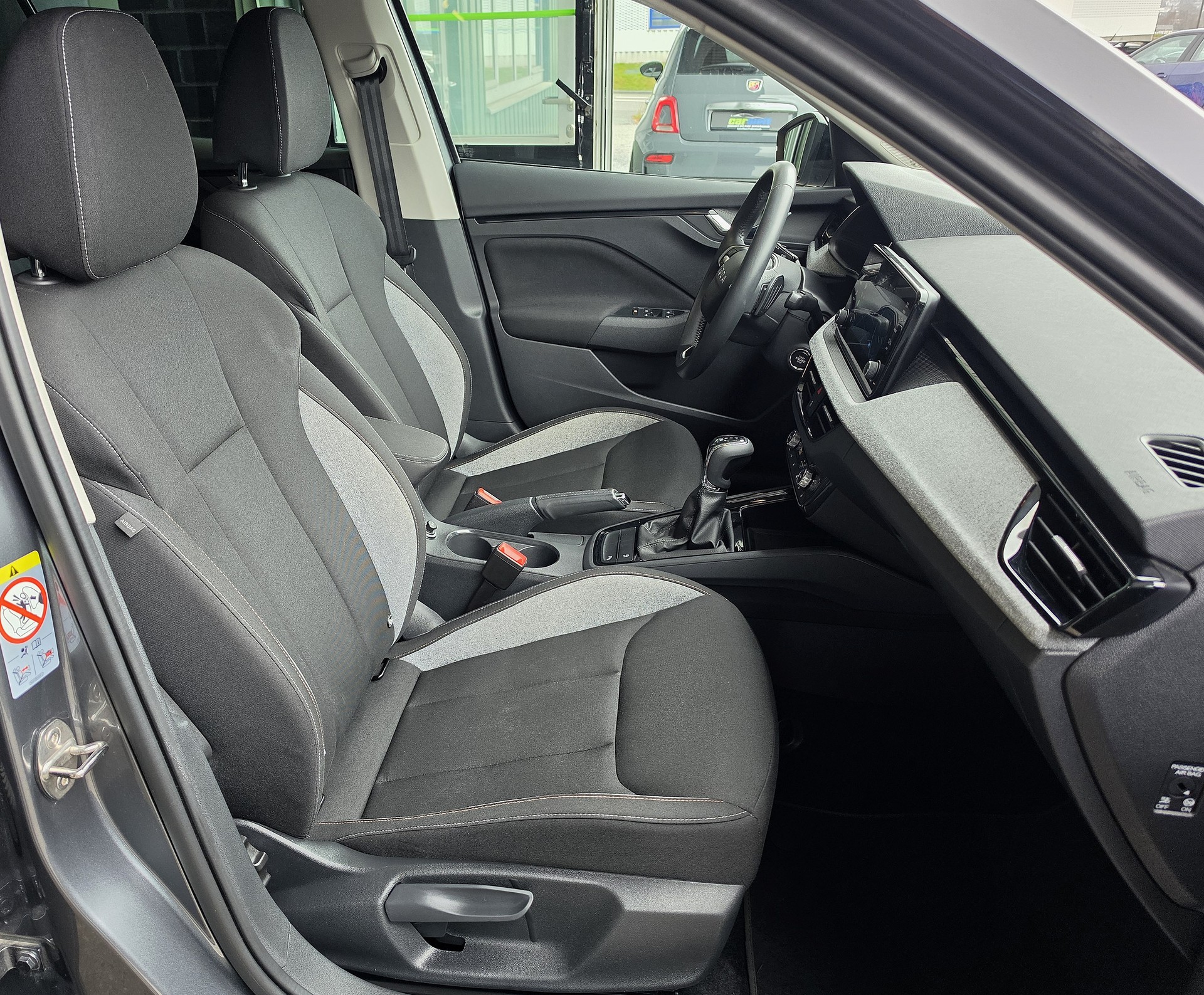 SKODA Kamiq 1.5 TSI Dynamic DSG -3 JAHRE WERKSGARANTIE--image-4