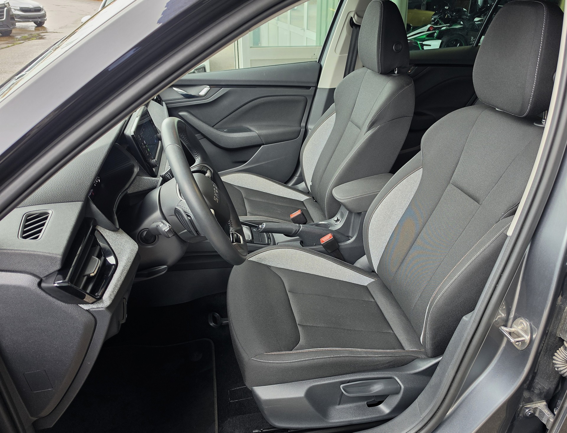 SKODA Kamiq 1.5 TSI Dynamic DSG -3 JAHRE WERKSGARANTIE--image-8