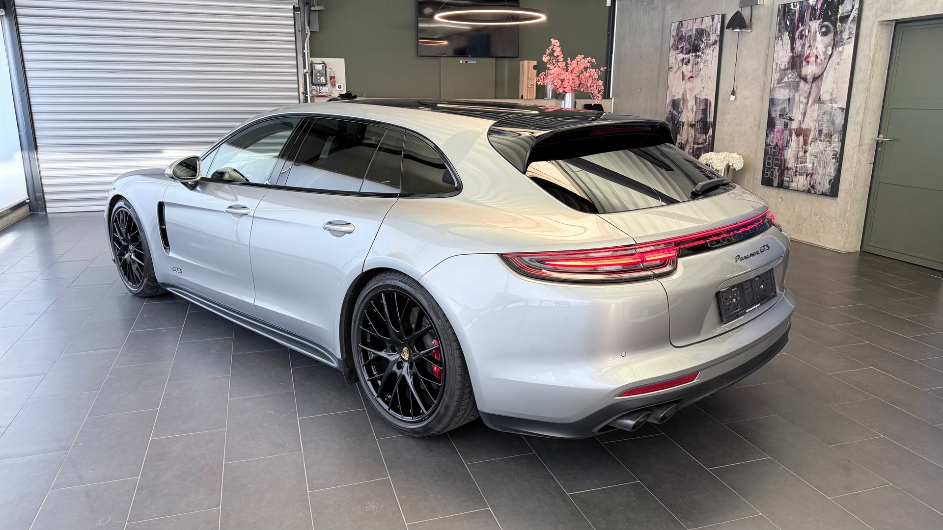 PORSCHE Panamera Sport Turismo 4.0 V8 GTS-image-17