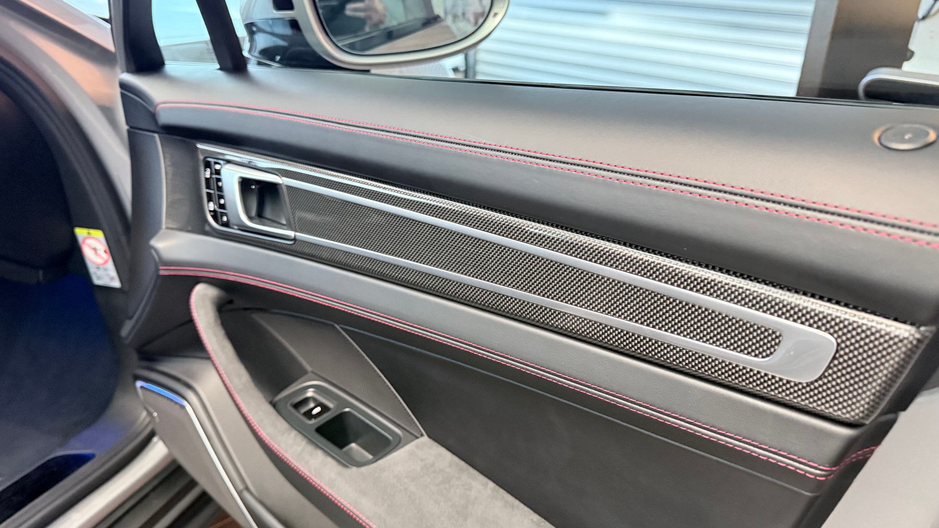 PORSCHE Panamera Sport Turismo 4.0 V8 GTS-image-25