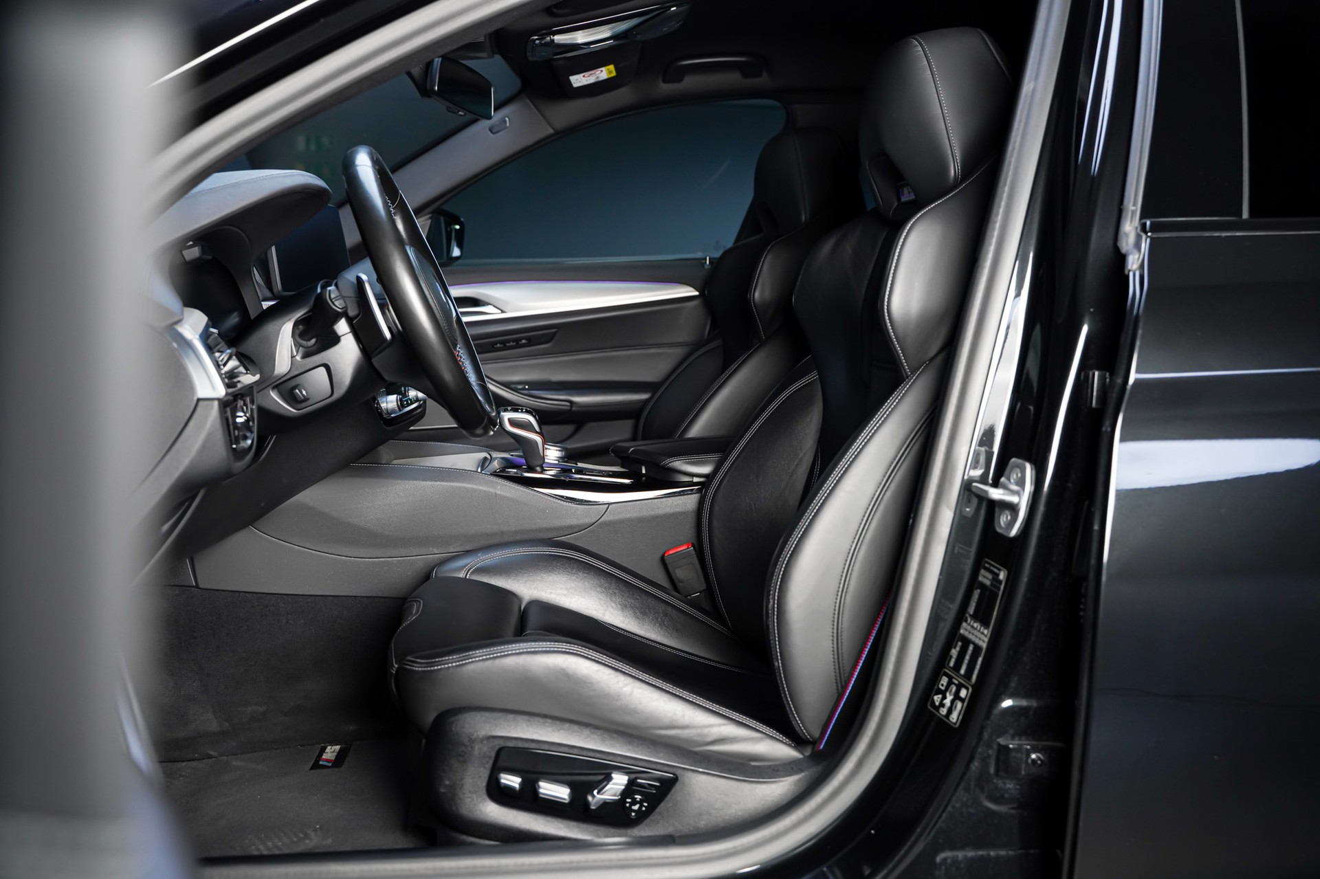 BMW M5 xDrive Competition Drivelogic-image-12