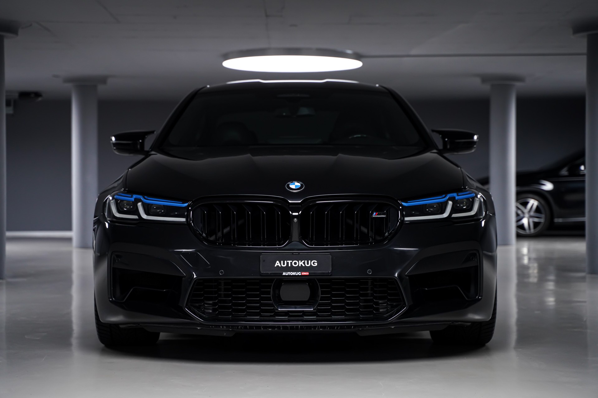 BMW M5 xDrive Competition Drivelogic-showroom-element-1