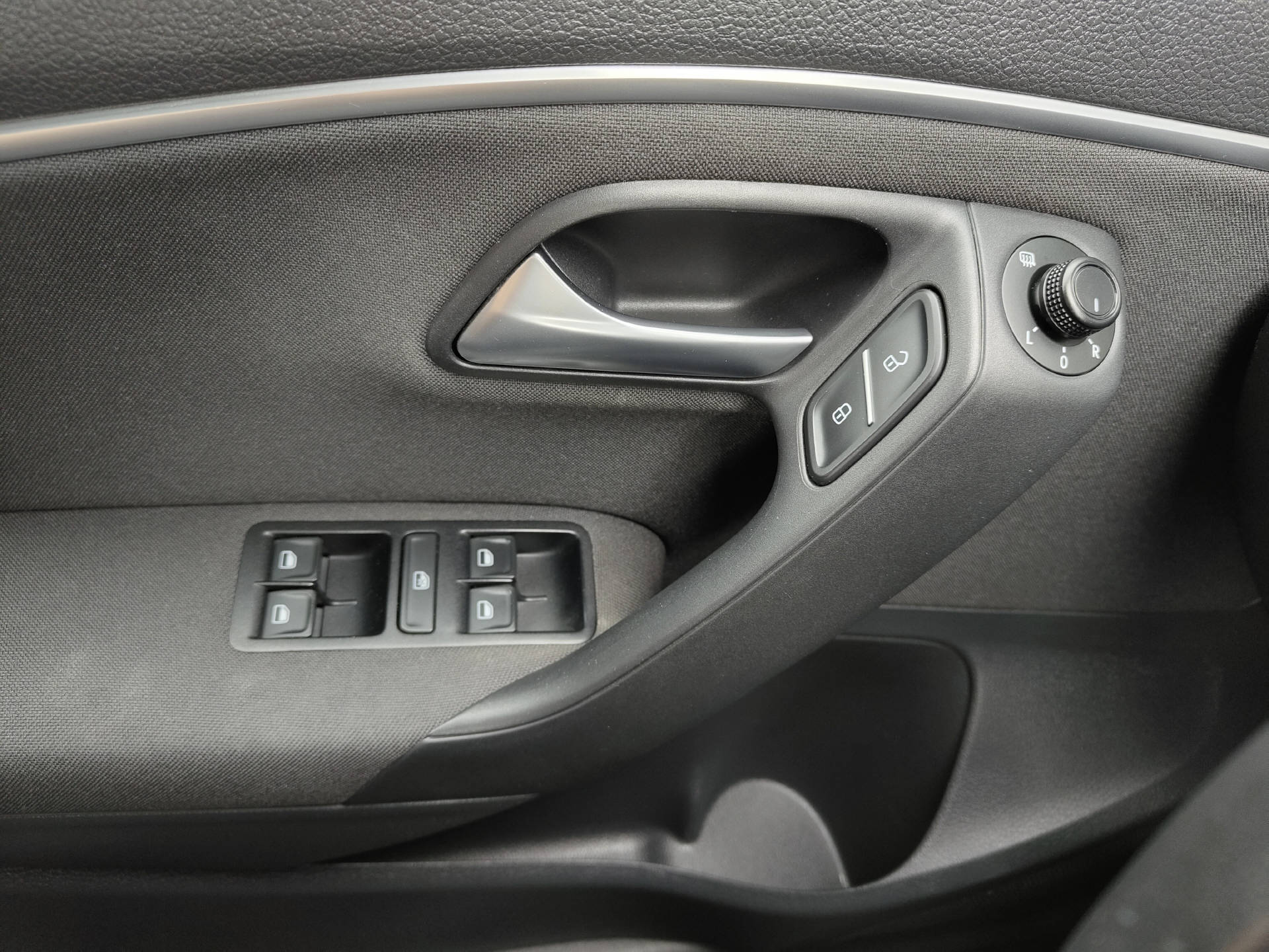 VW Polo 1.2 TSI 90 BlueMT Sound DSG-image-12