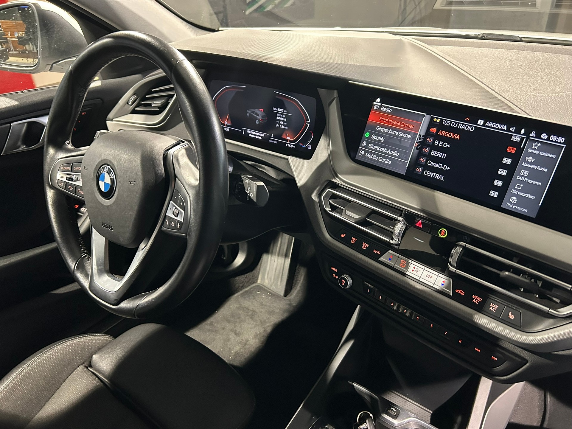 BMW 120i Steptronic-image-28