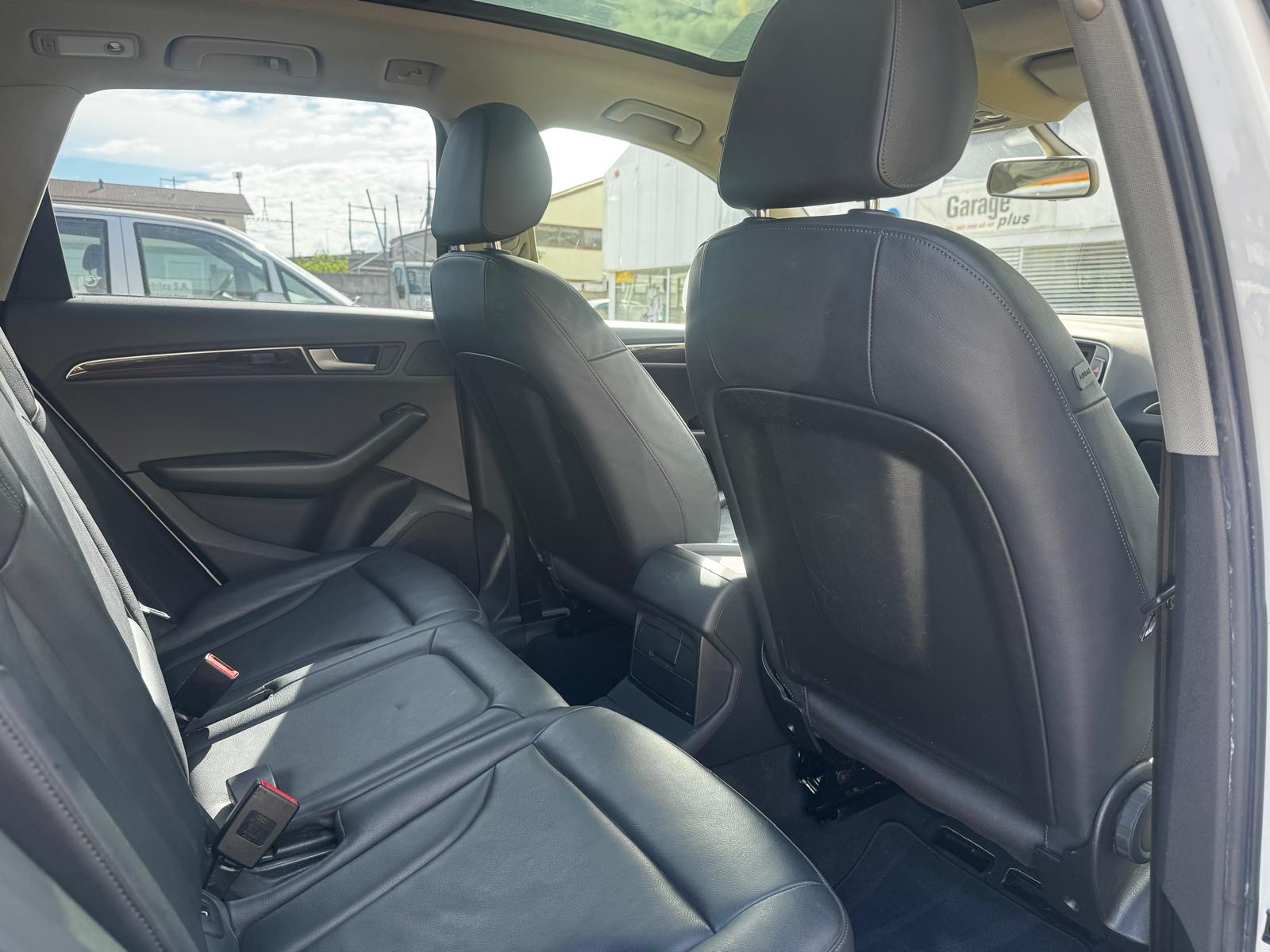 AUDI Q5 2.0 TDI quattro S-tronic-image-12