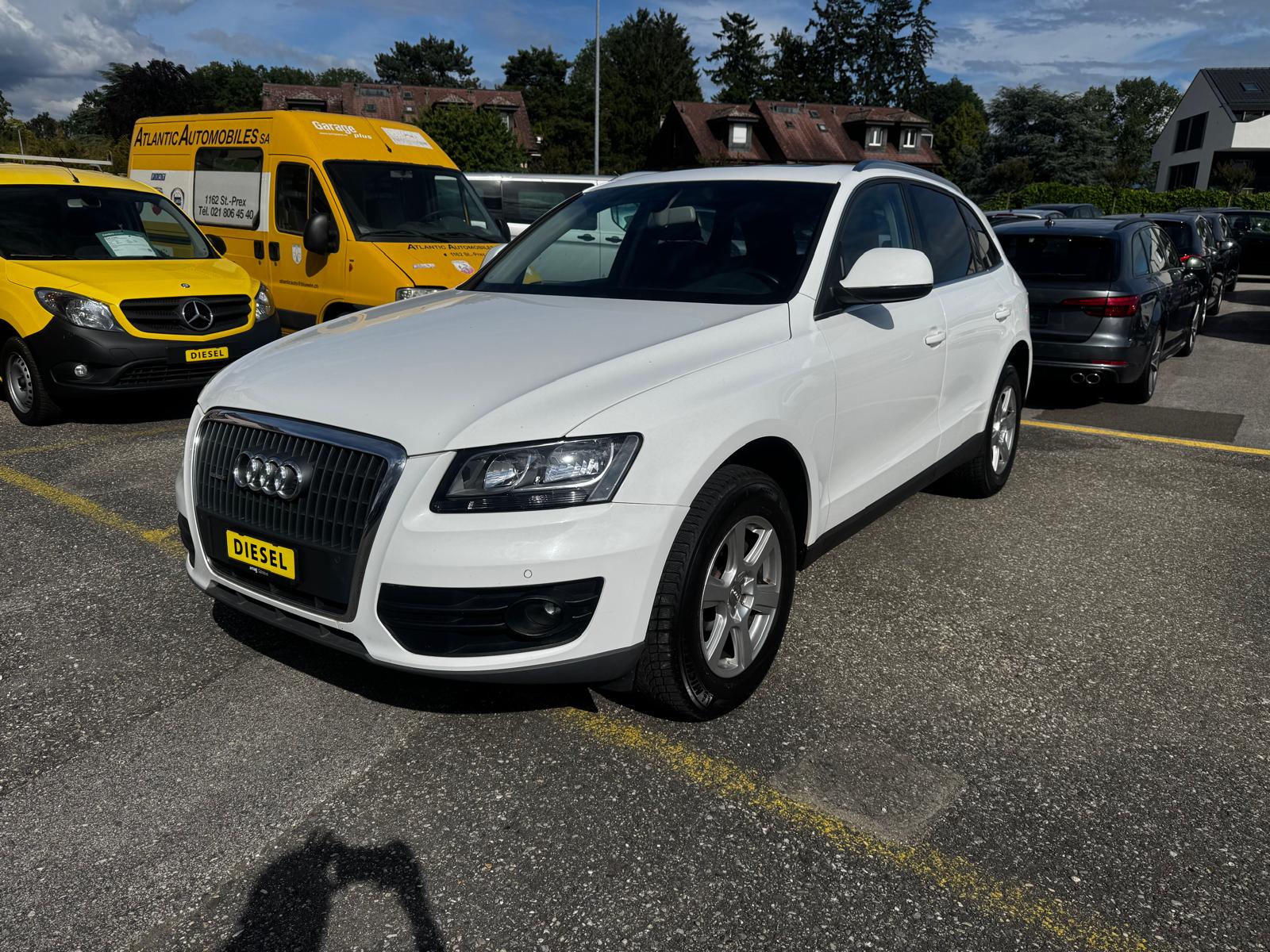 AUDI Q5 2.0 TDI quattro S-tronic-image-1