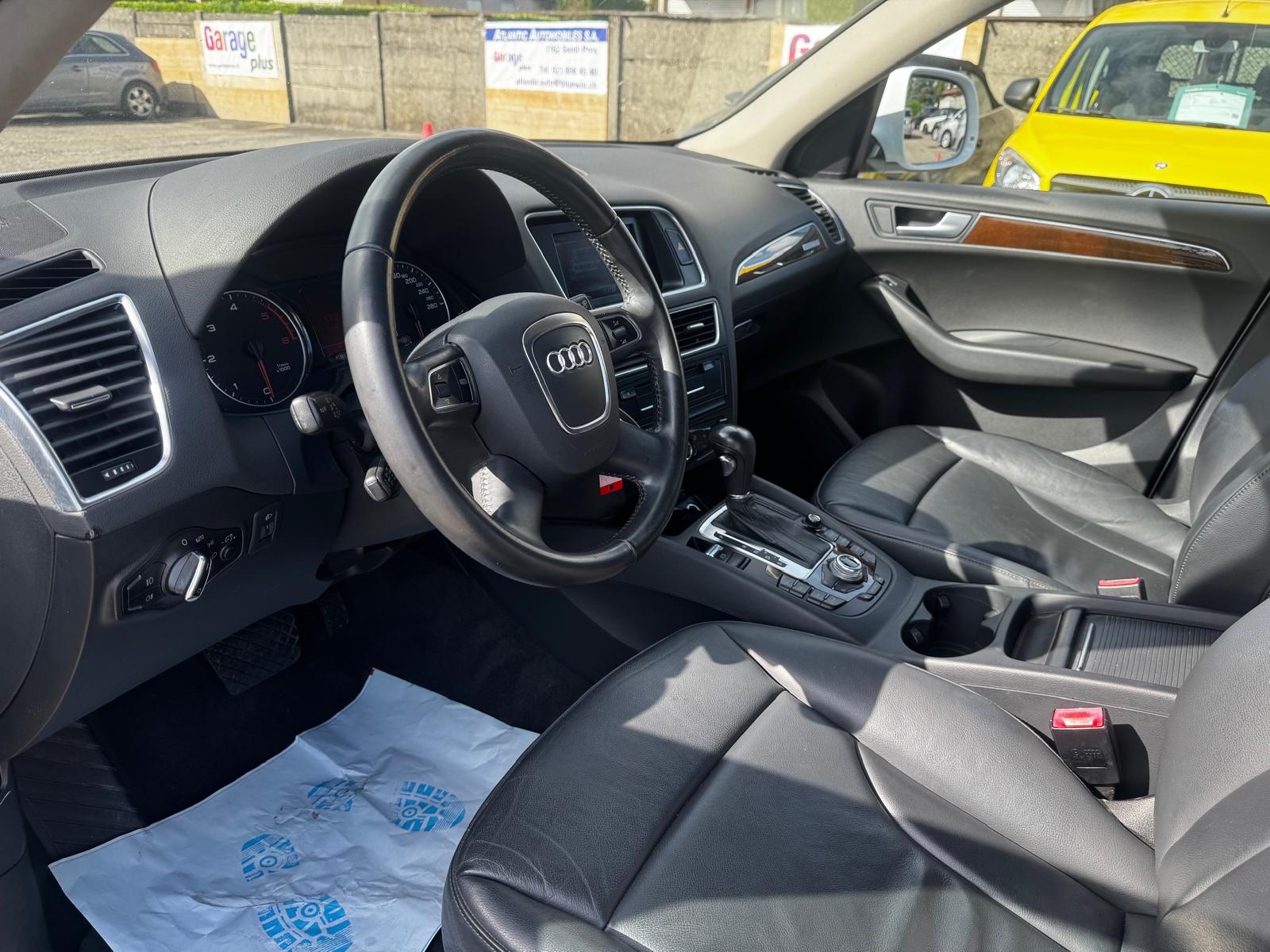 AUDI Q5 2.0 TDI quattro S-tronic-image-8