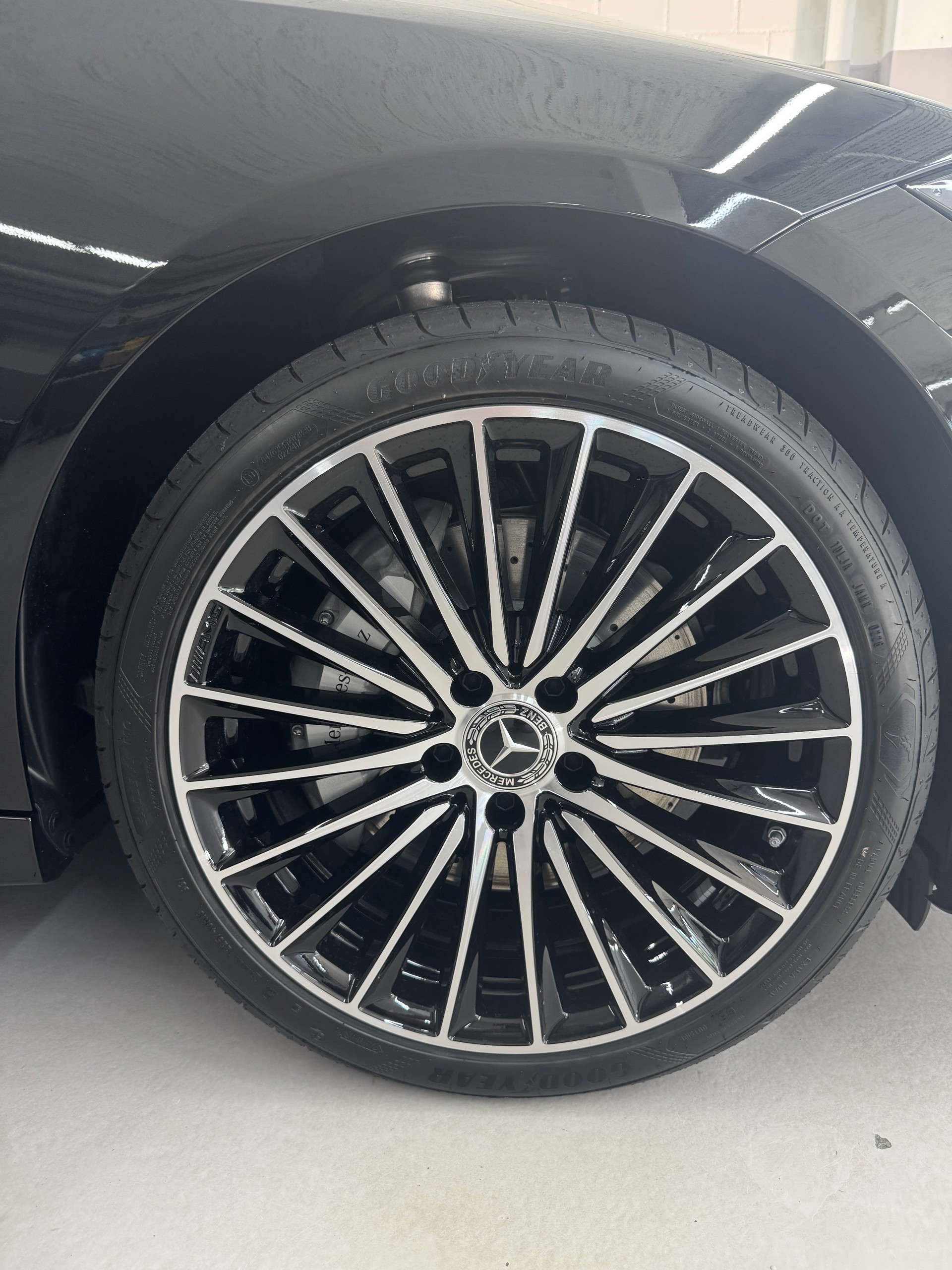 MERCEDES-BENZ C 220 d T 4Matic Swiss Star-image-4