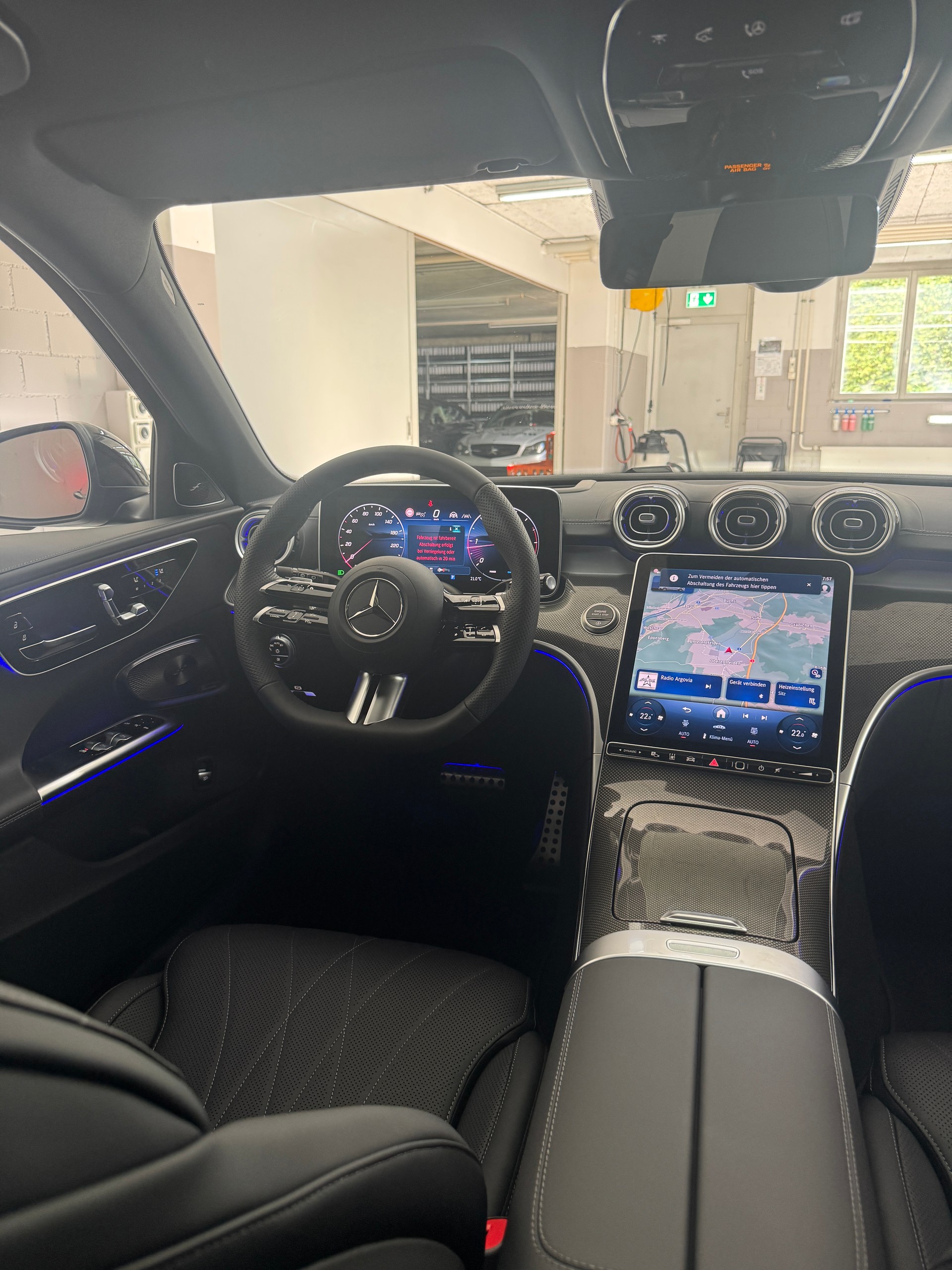 MERCEDES-BENZ C 220 d T 4Matic Swiss Star-image-10